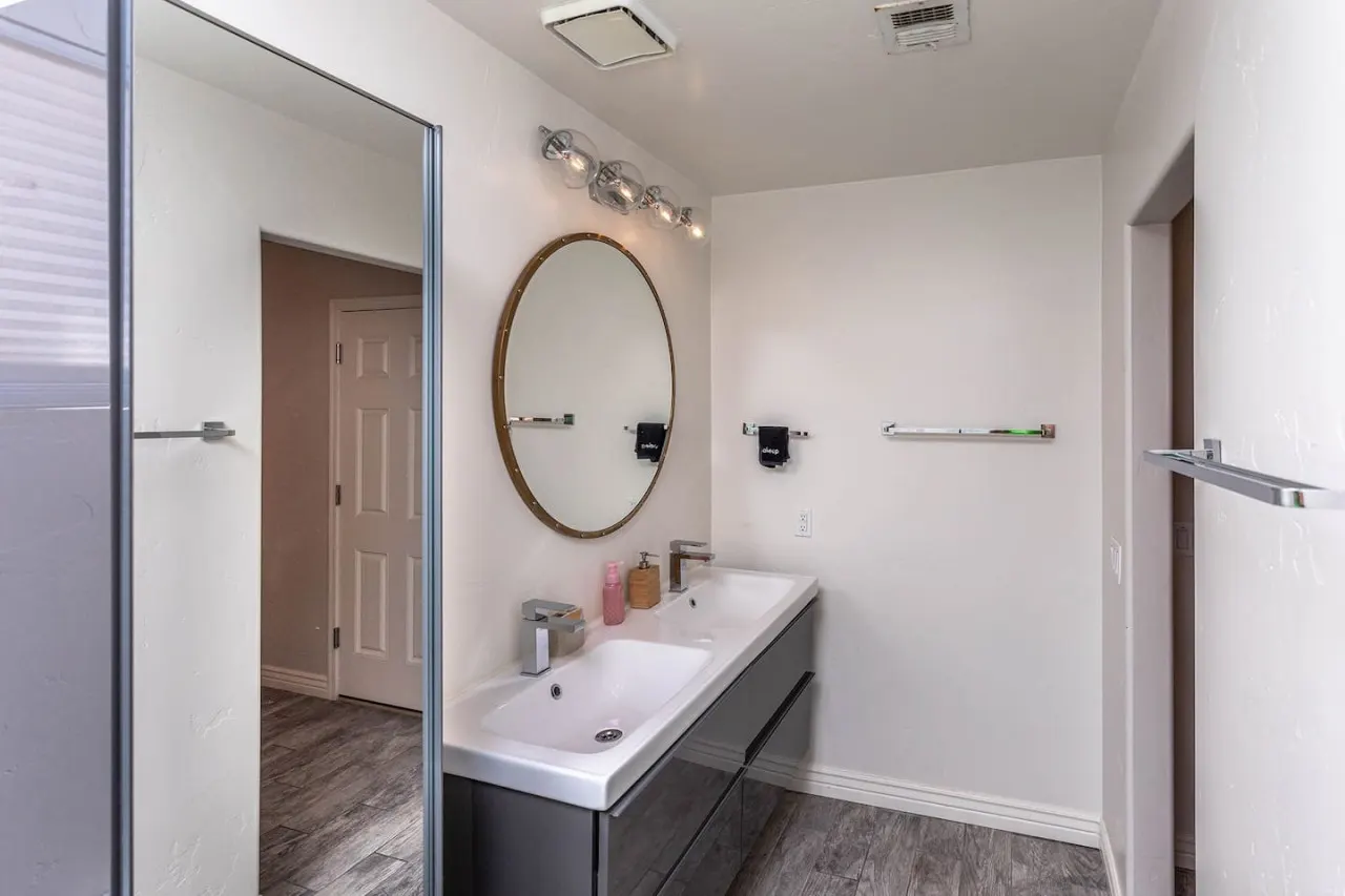 Havasu Sheik - Pool, Spa, Fire Pit, Pets, Ensuite Bathrooms 14