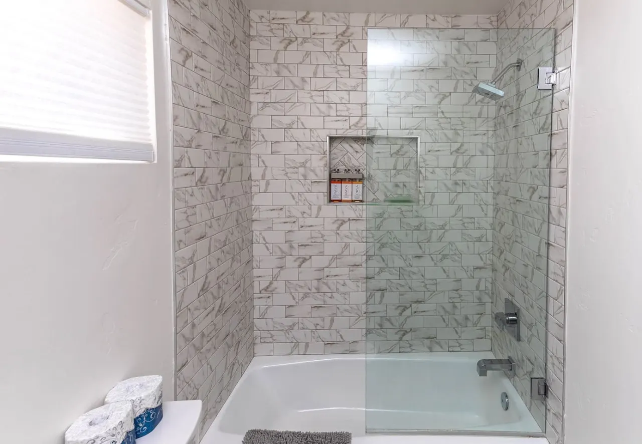 Havasu Sheik - Pool, Spa, Fire Pit, Pets, Ensuite Bathrooms 20