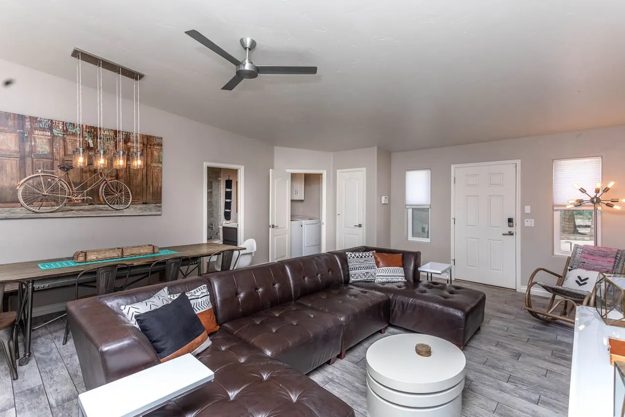 Havasu Sheik - Pool, Spa, Fire Pit, Pets, Ensuite Bathrooms 6