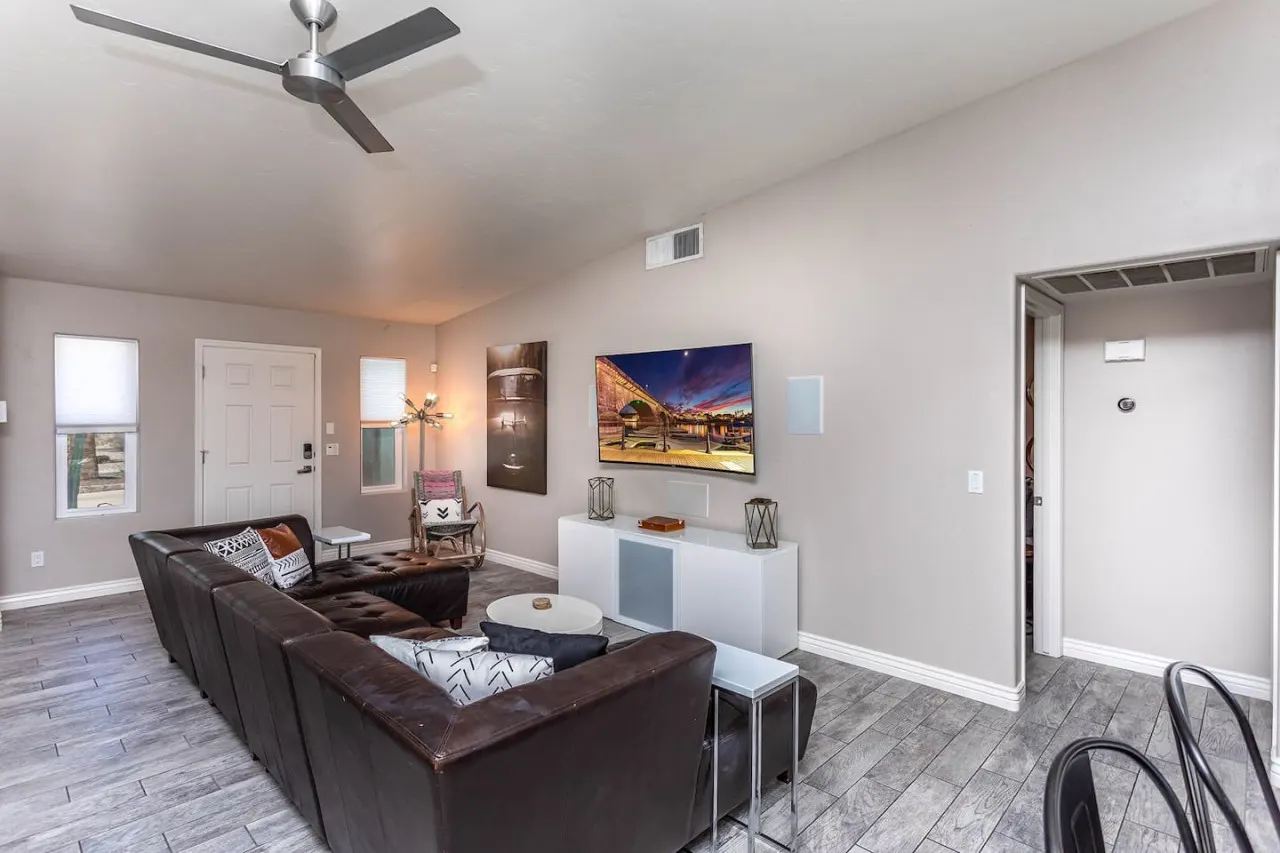 Havasu Sheik - Pool, Spa, Fire Pit, Pets, Ensuite Bathrooms 7