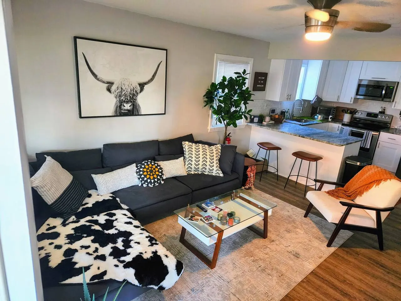Norfolk Beach Bungalow | Pet-Friendly + Deck