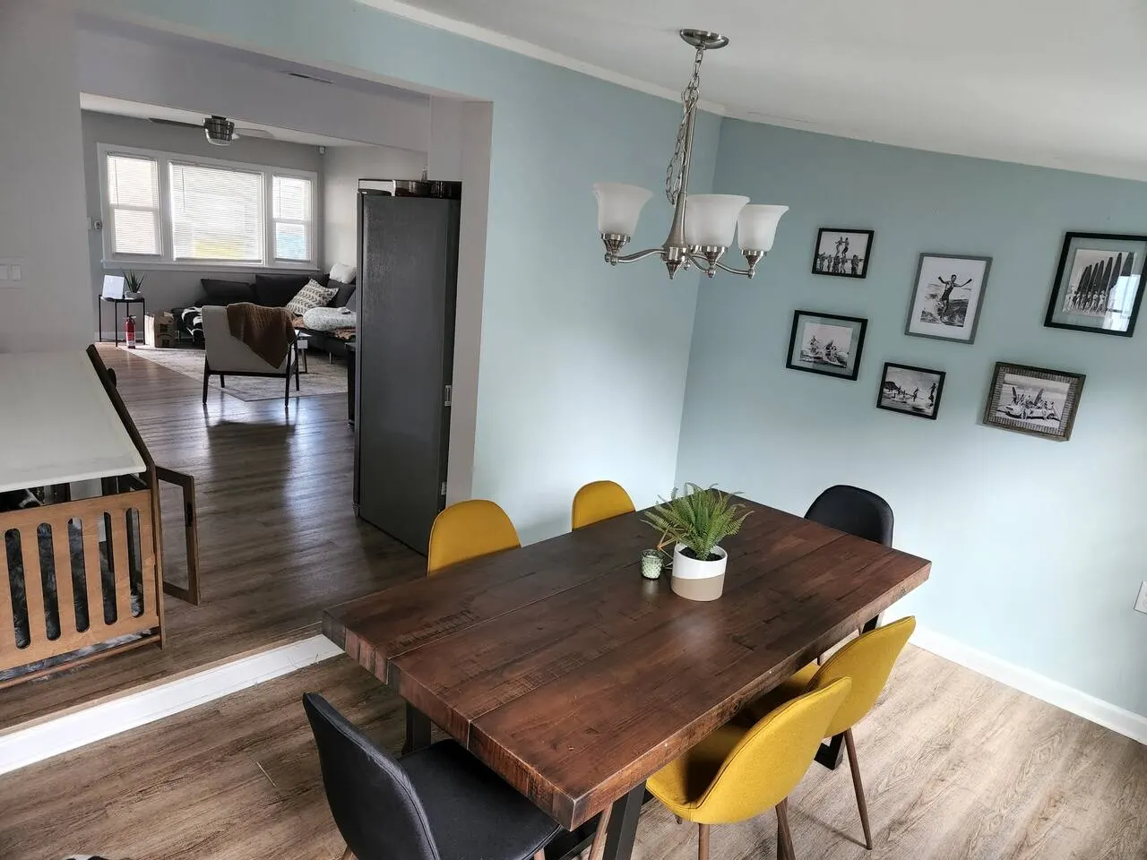 Norfolk Beach Bungalow Pet-Friendly + Deck 3