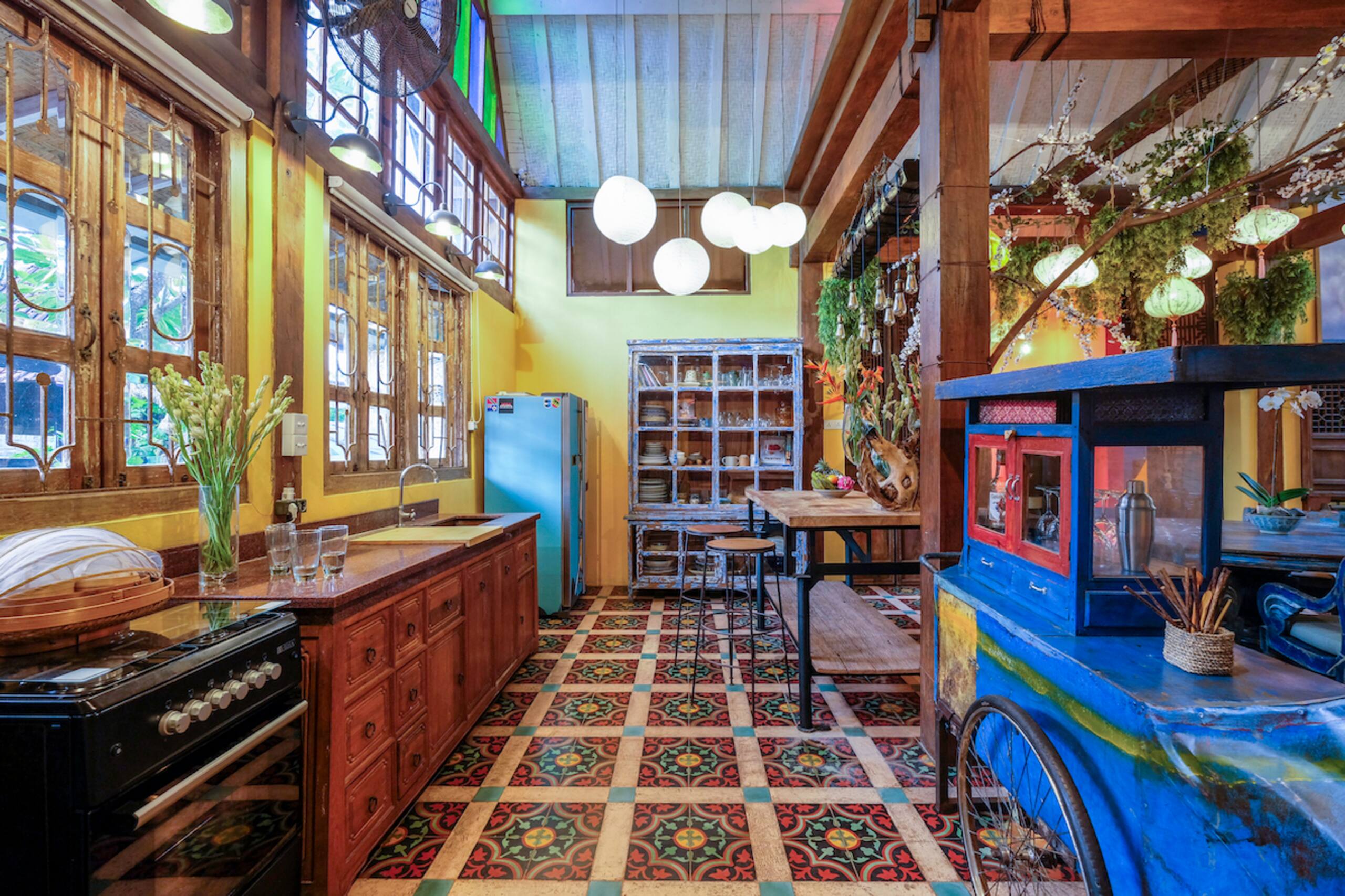 Traditional 3Beds Prime Location in Batu Bolong 8