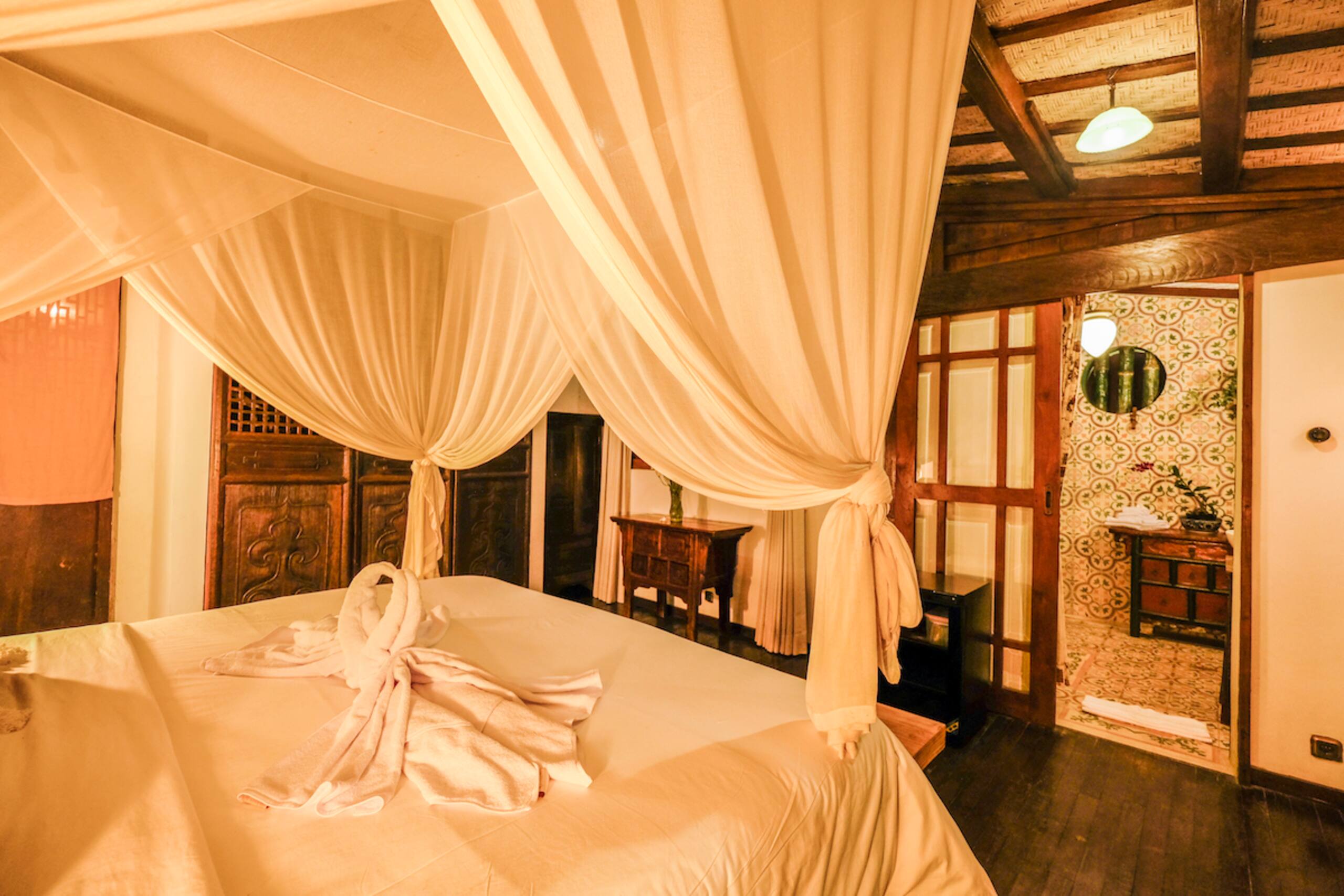 Traditional 3Beds Prime Location in Batu Bolong 22