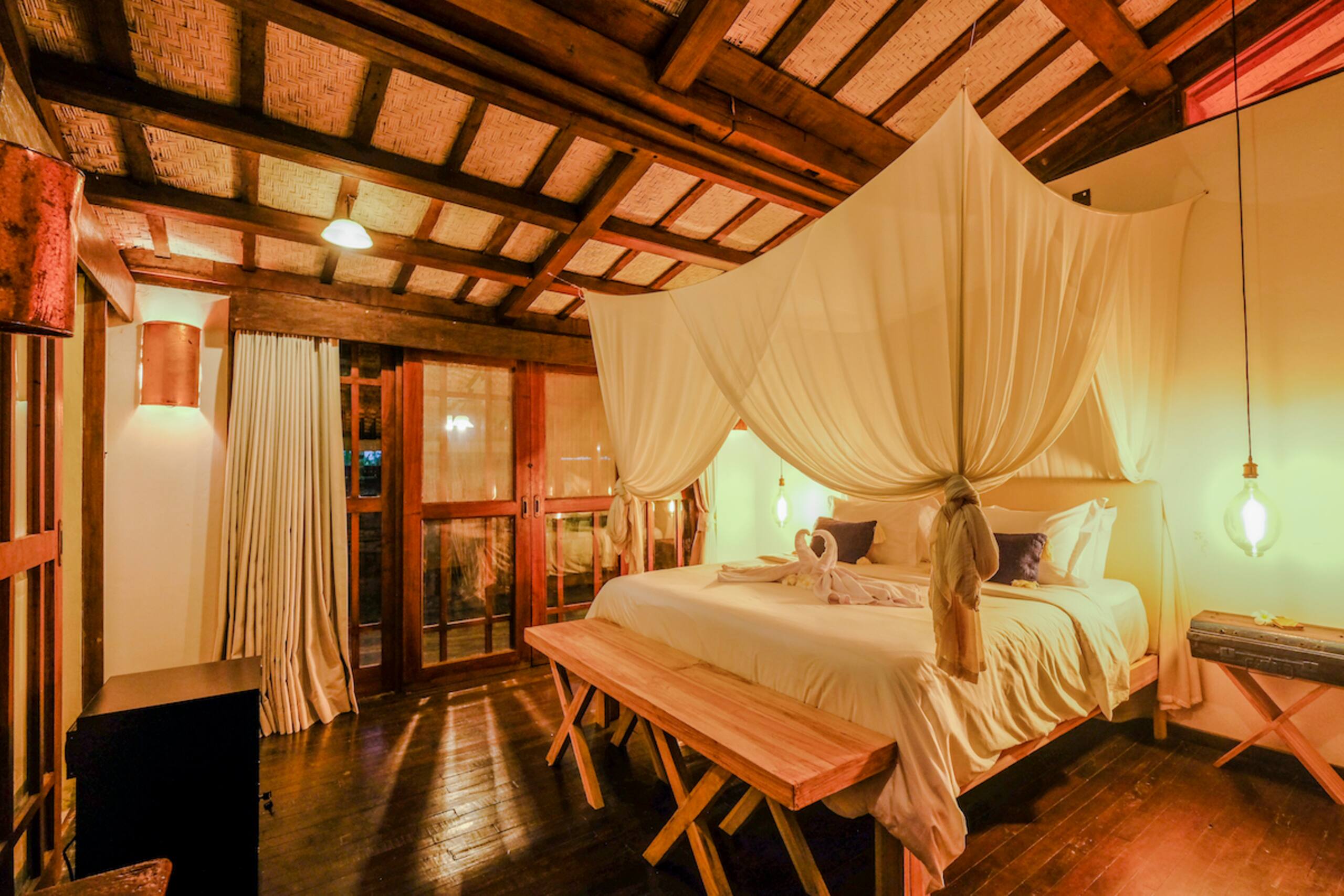 Traditional 3Beds Prime Location in Batu Bolong 19