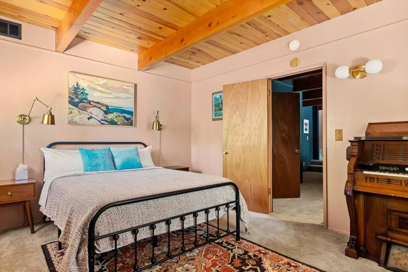 Sun Catcher Lodge +Close to Ski Resorts +Fox Farm 18