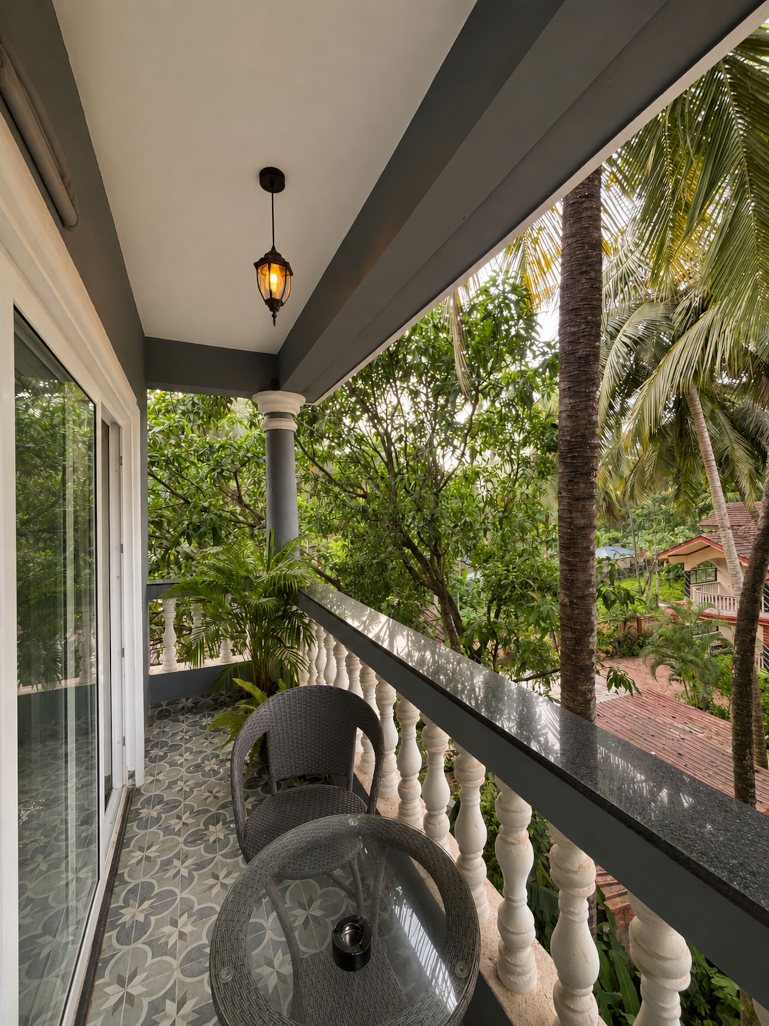 2BHK | 4 Min to Thalassa | Casa de Ocean Eyes 7