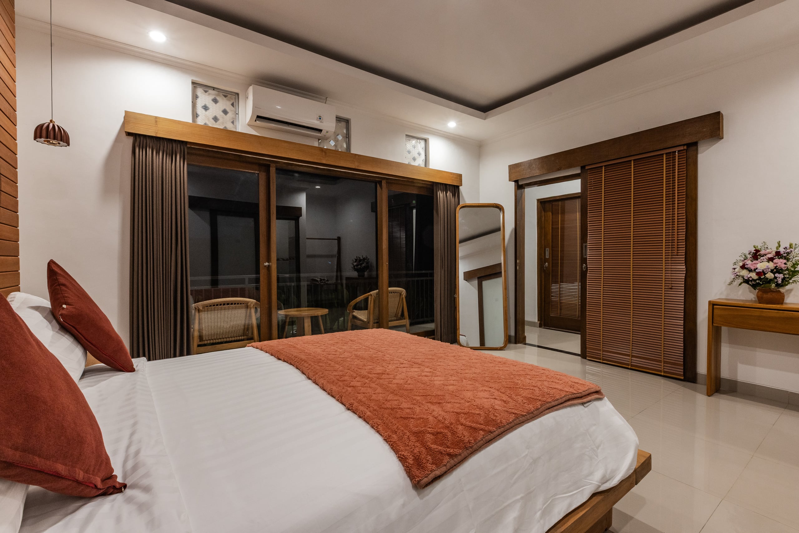 Padma Villa II, 3 BR, Legian 28