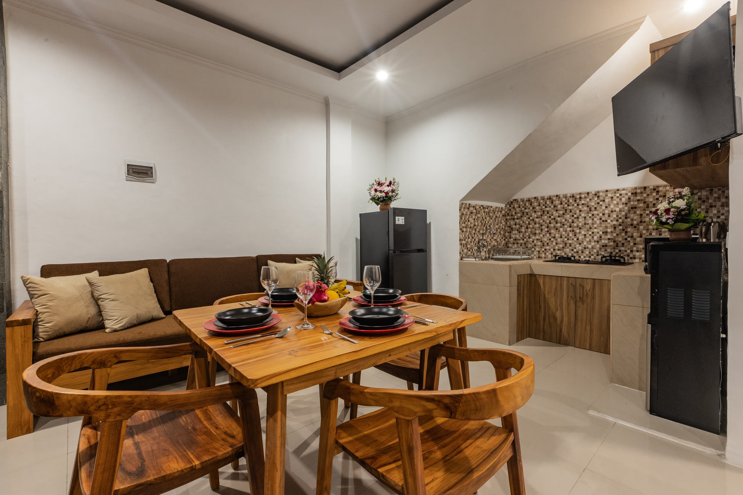 Padma Villa II, 3 BR, Legian 10