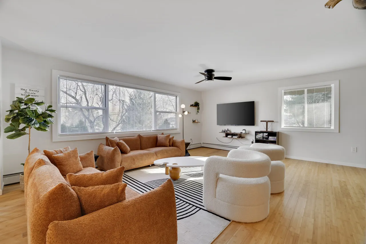 Blue Mountain Poconos Home with Indoor pool — photo 3