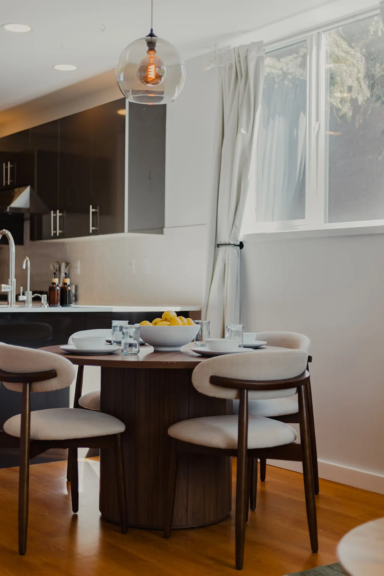 The Seaview Vista 16
