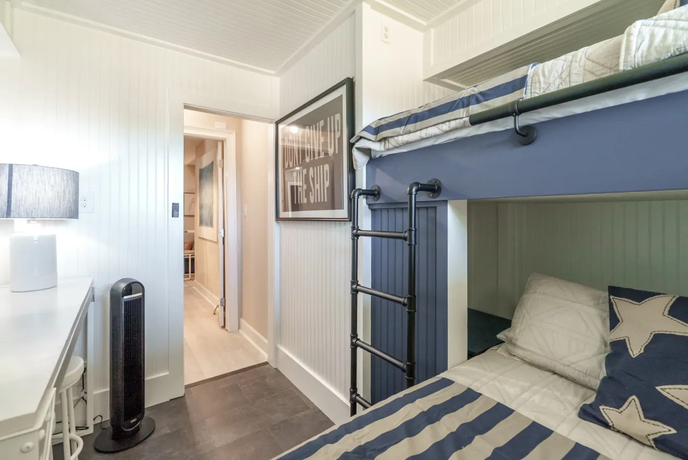 Serenity at the Sea 1 BDR Beachfront Apartment w/ Hot Tub 13