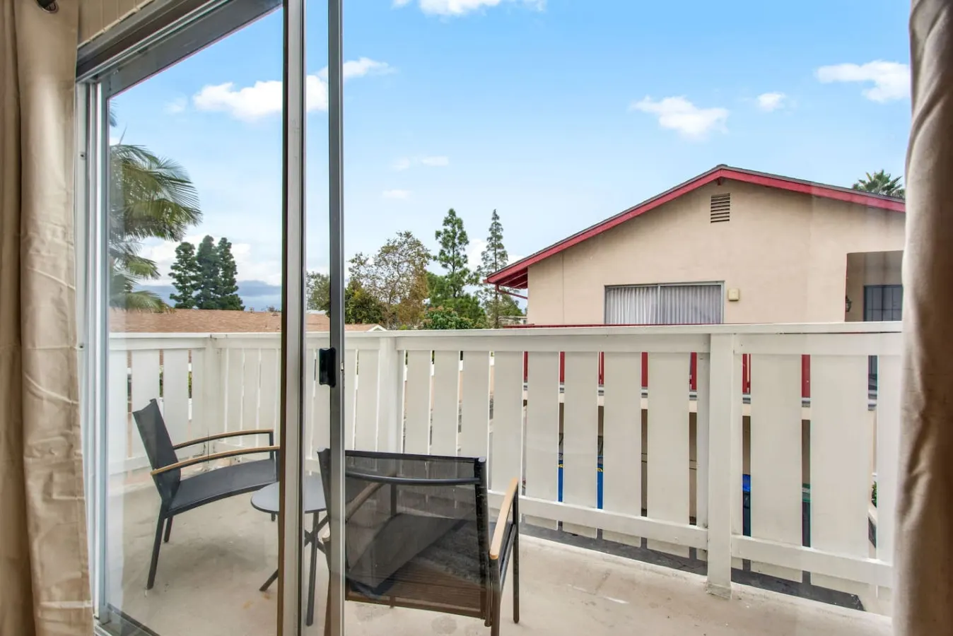 1Bed/1Bth | Close To Shopping, Eating, Theme Parks — photo 4