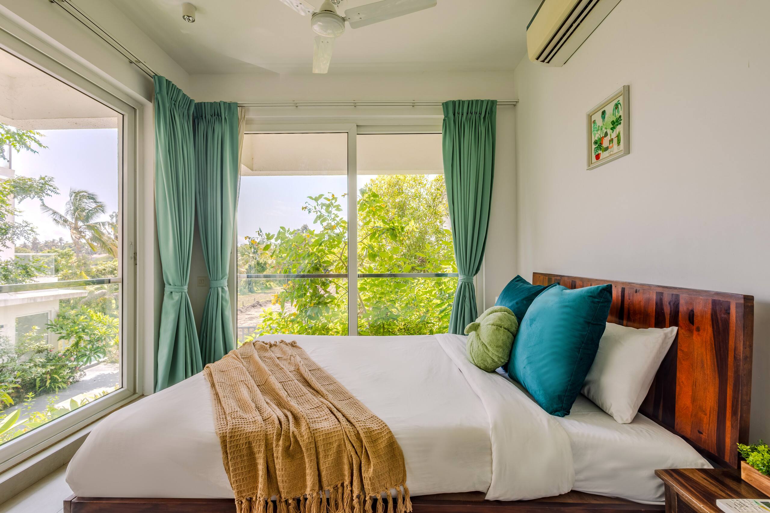 Elara Homes- Lux 2BHK in Calangute with Field View 37