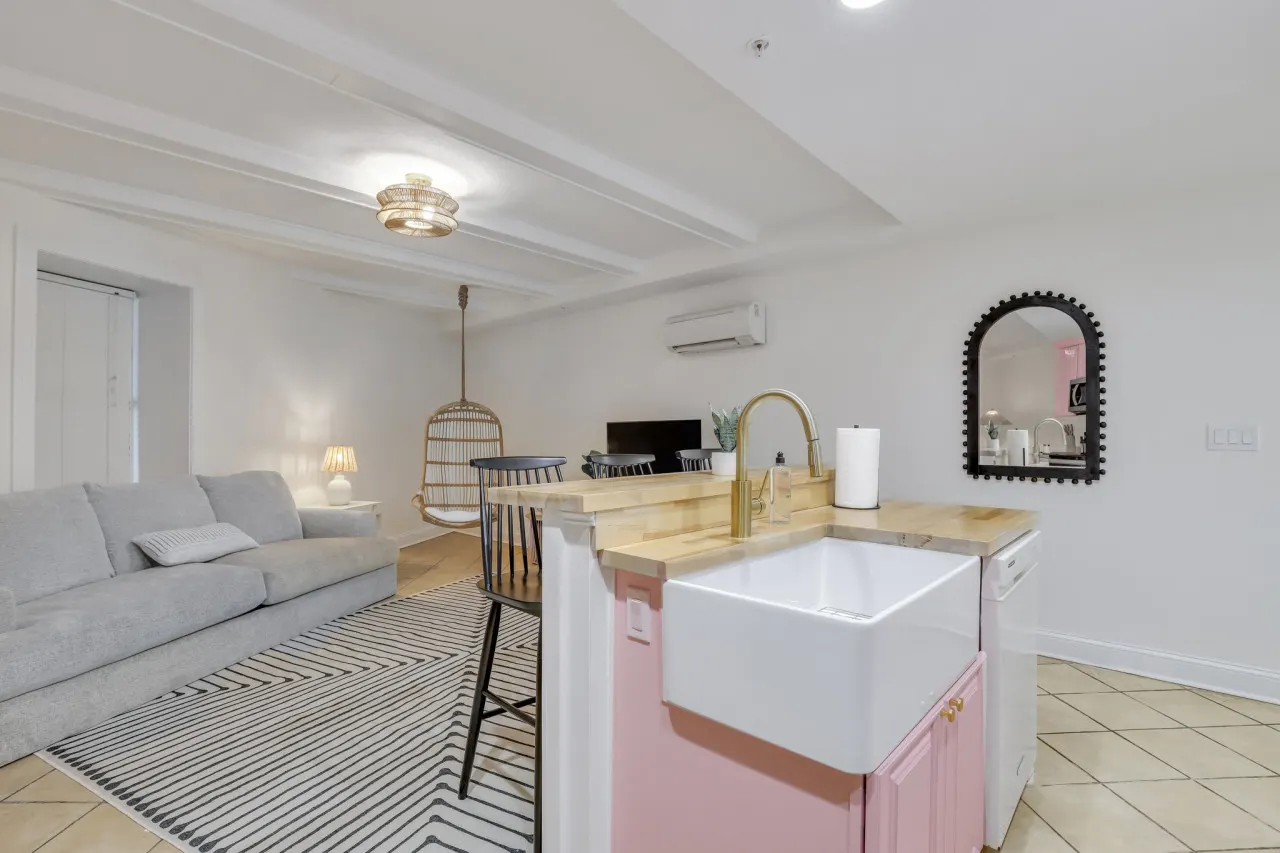 Salt & Sea Inn Unit B-1 Bed 1 Ba Condo w/Pool 9