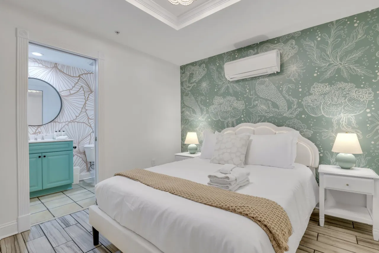 Salt & Sea Inn Unit B-1 Bed 1 Ba Condo w/Pool — photo 3