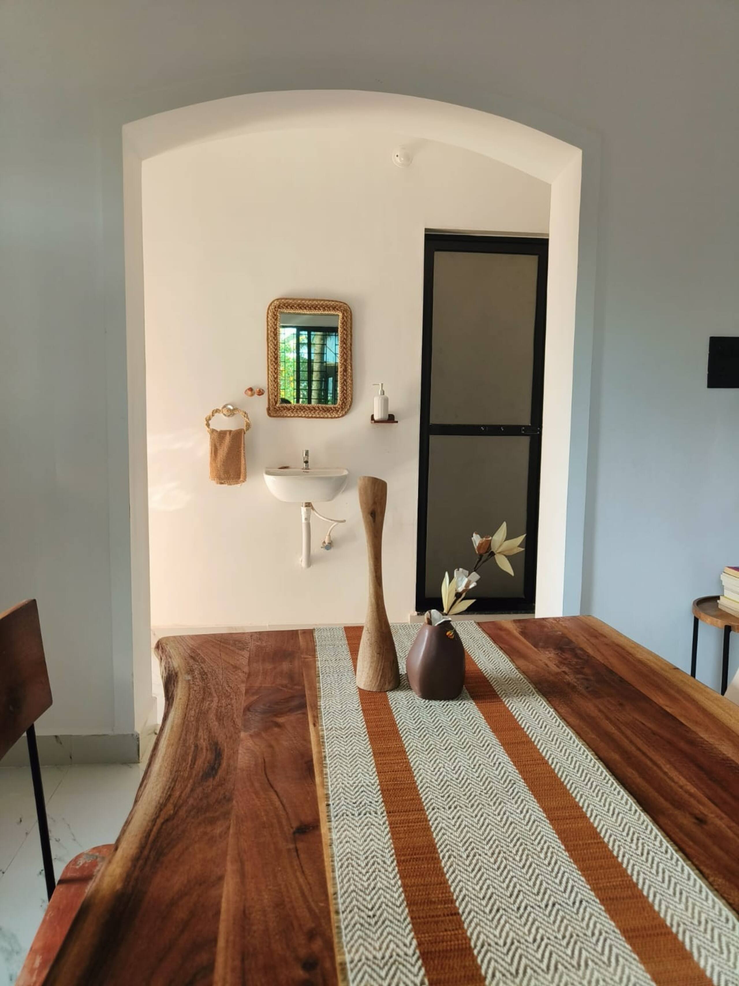 Riverside 2 bedroom home - wake up to birdsong 37