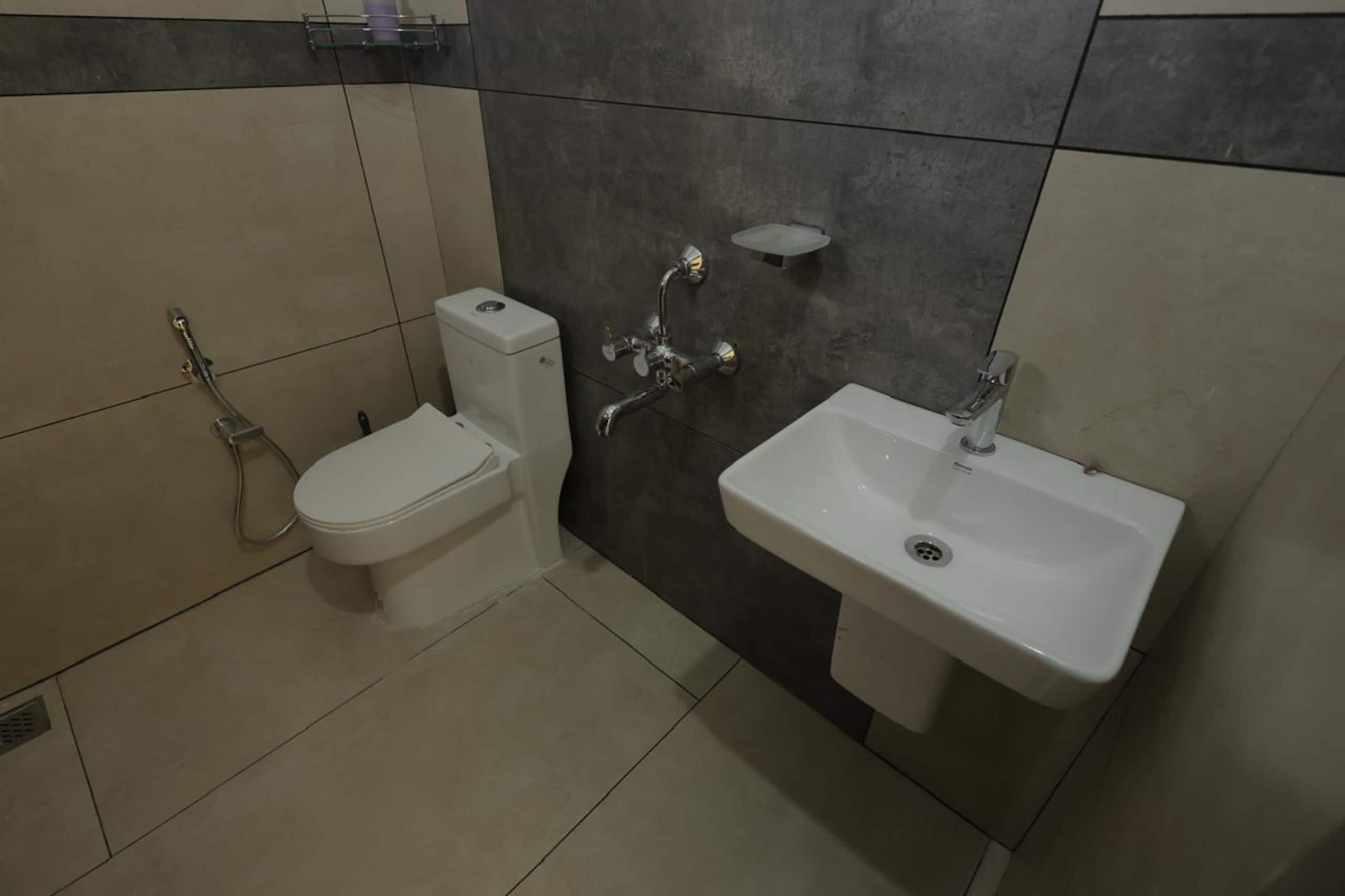 Soho Beach Villa (4 Rooms) 29