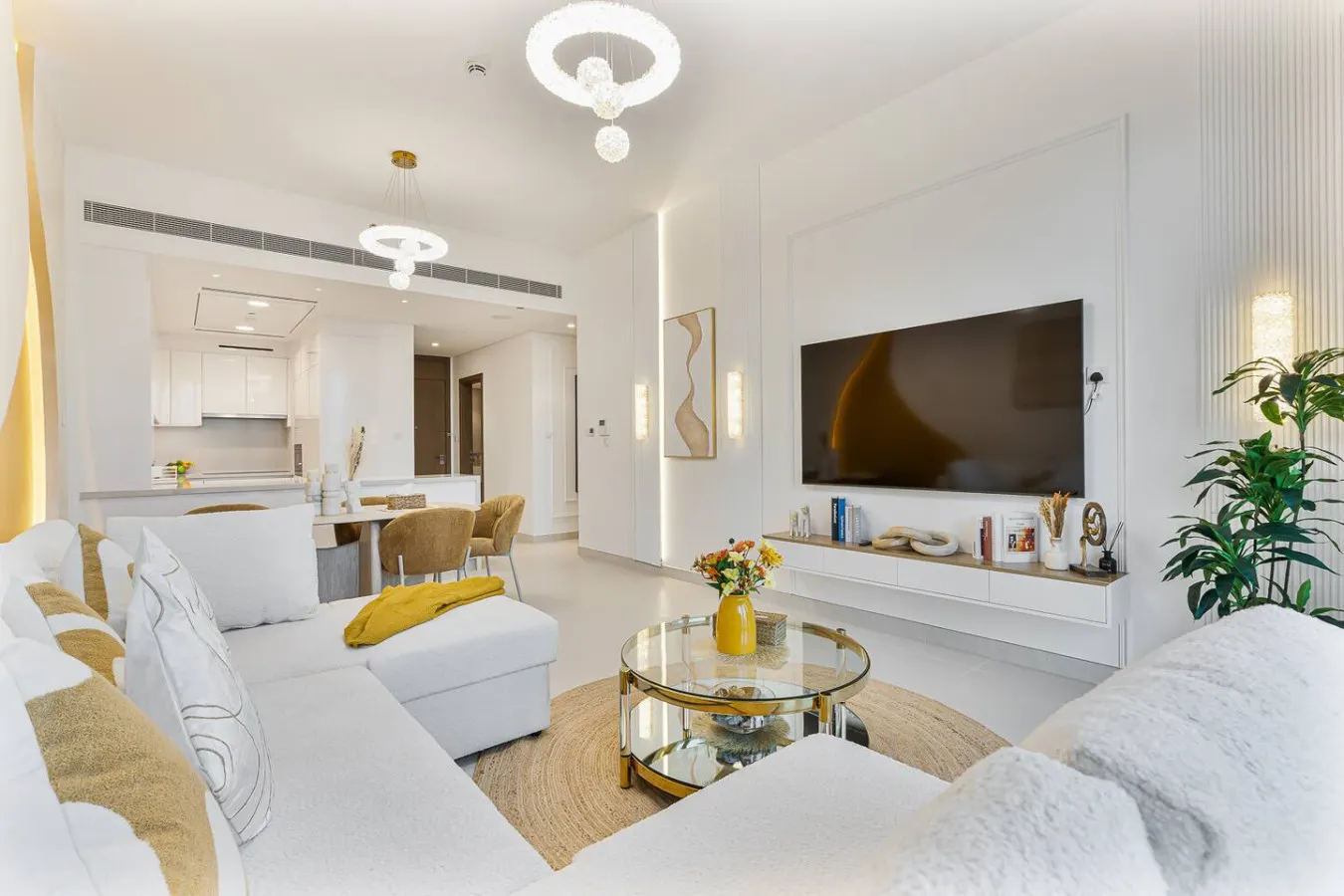 Serene Canal Escape Spacious 3BR + Maid Apt 8