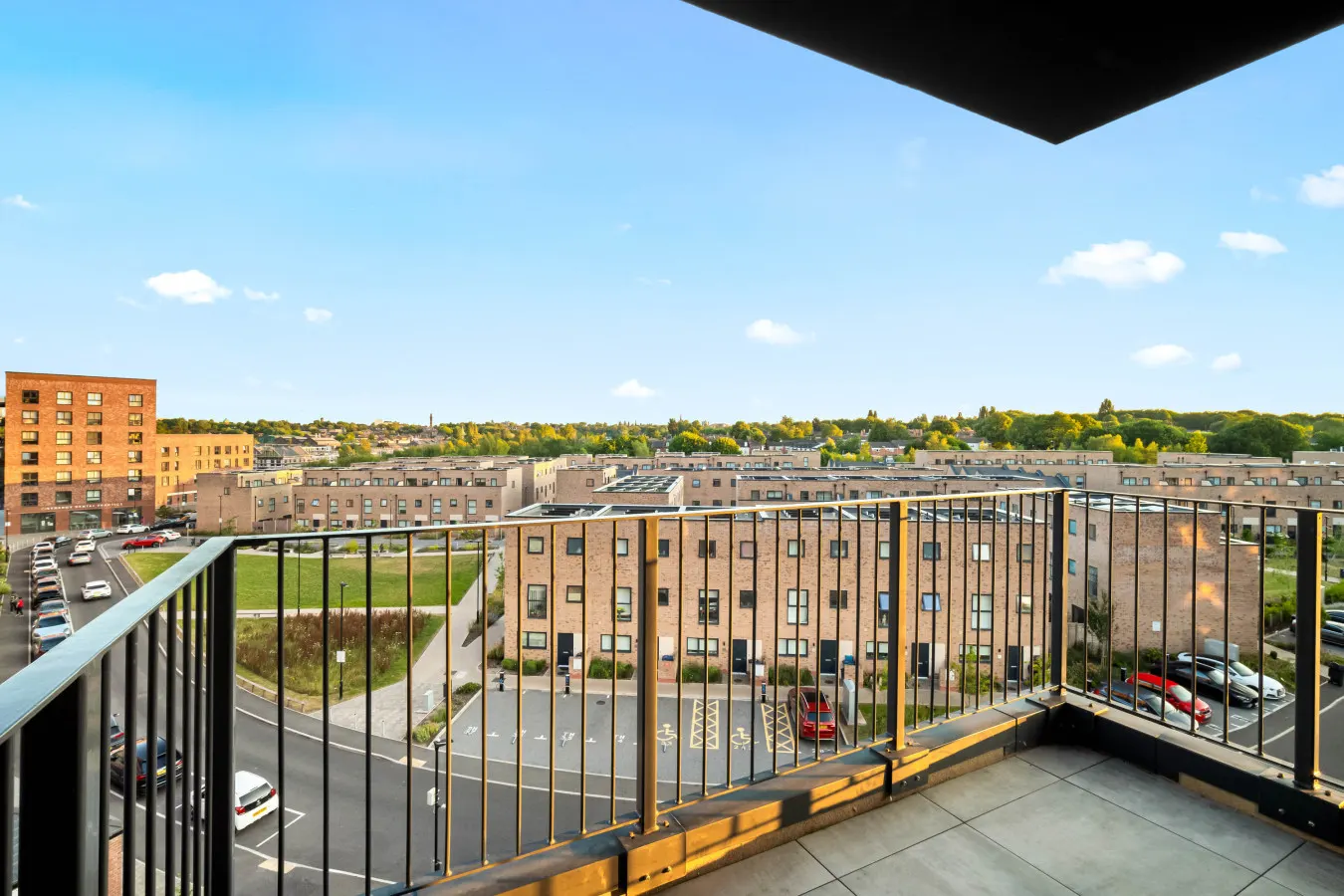 Stylish 2 Bed Apartment * Balcony * Netflix 9