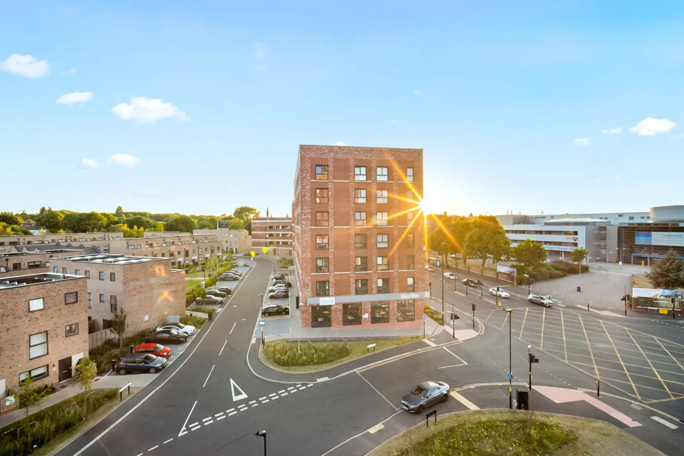 Stylish 2 Bed Apartment * Balcony * Netflix 10