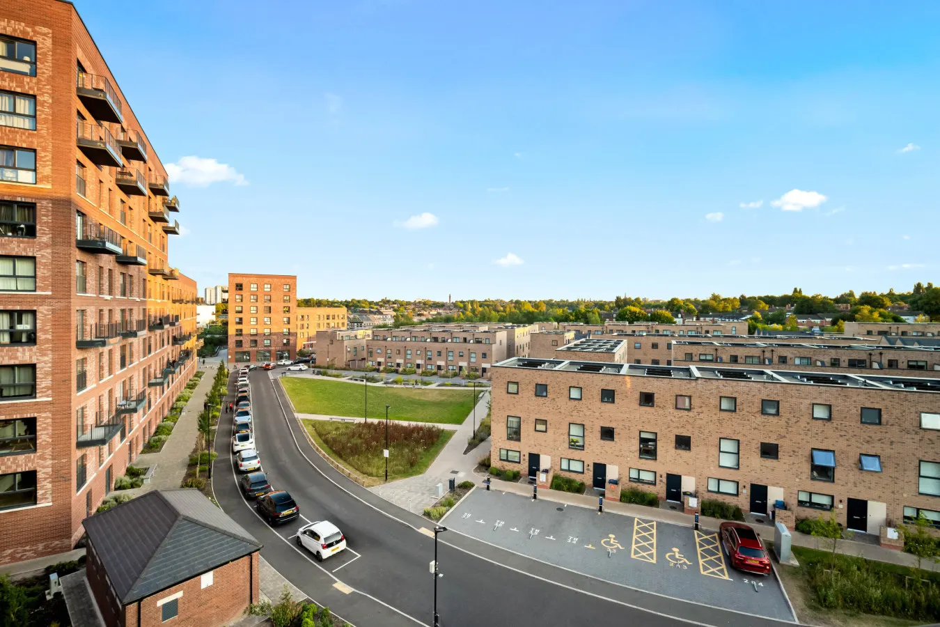 Stylish 2 Bed Apartment * Balcony * Netflix 13