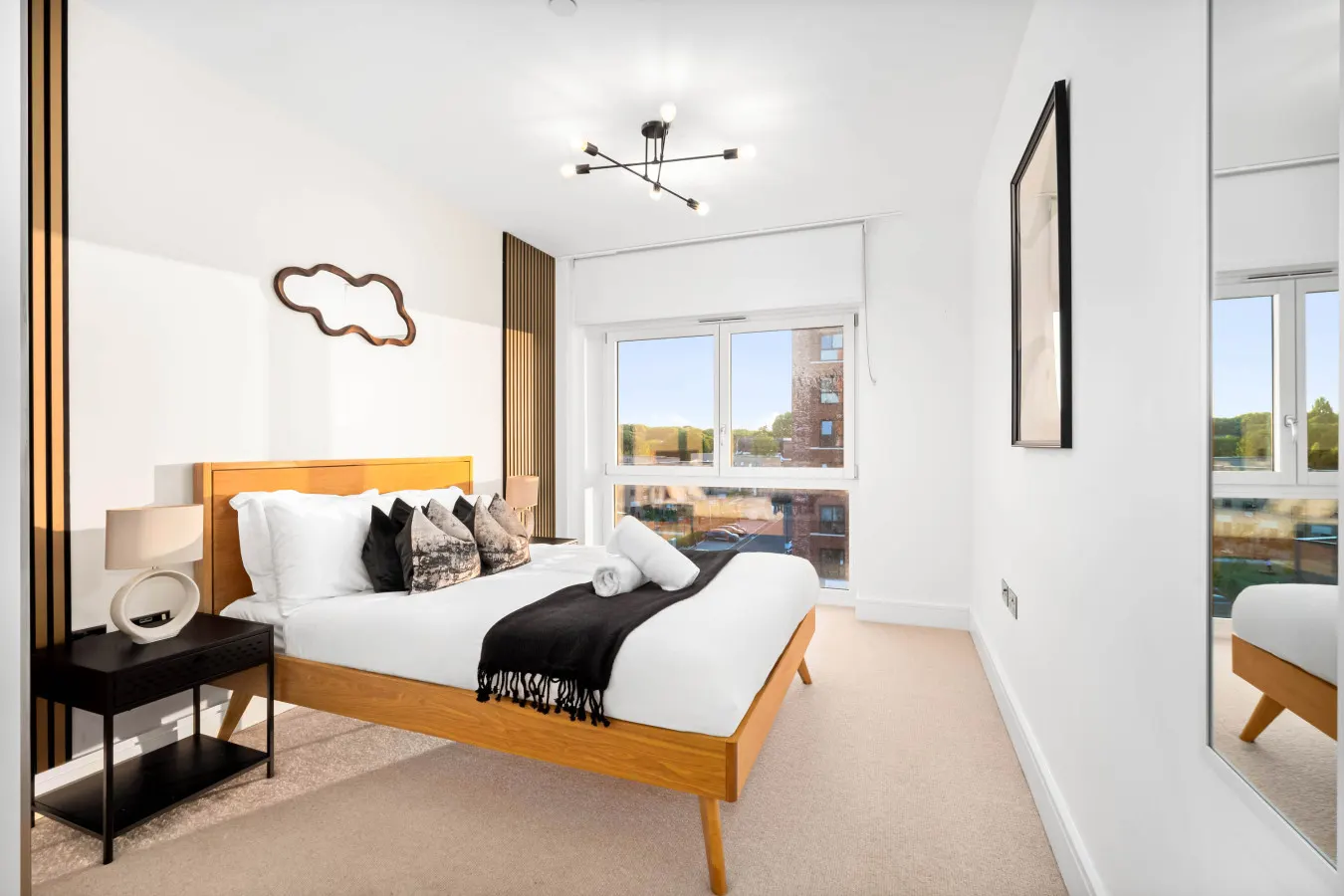 Stylish 2 Bed Apartment * Balcony * Netflix 14