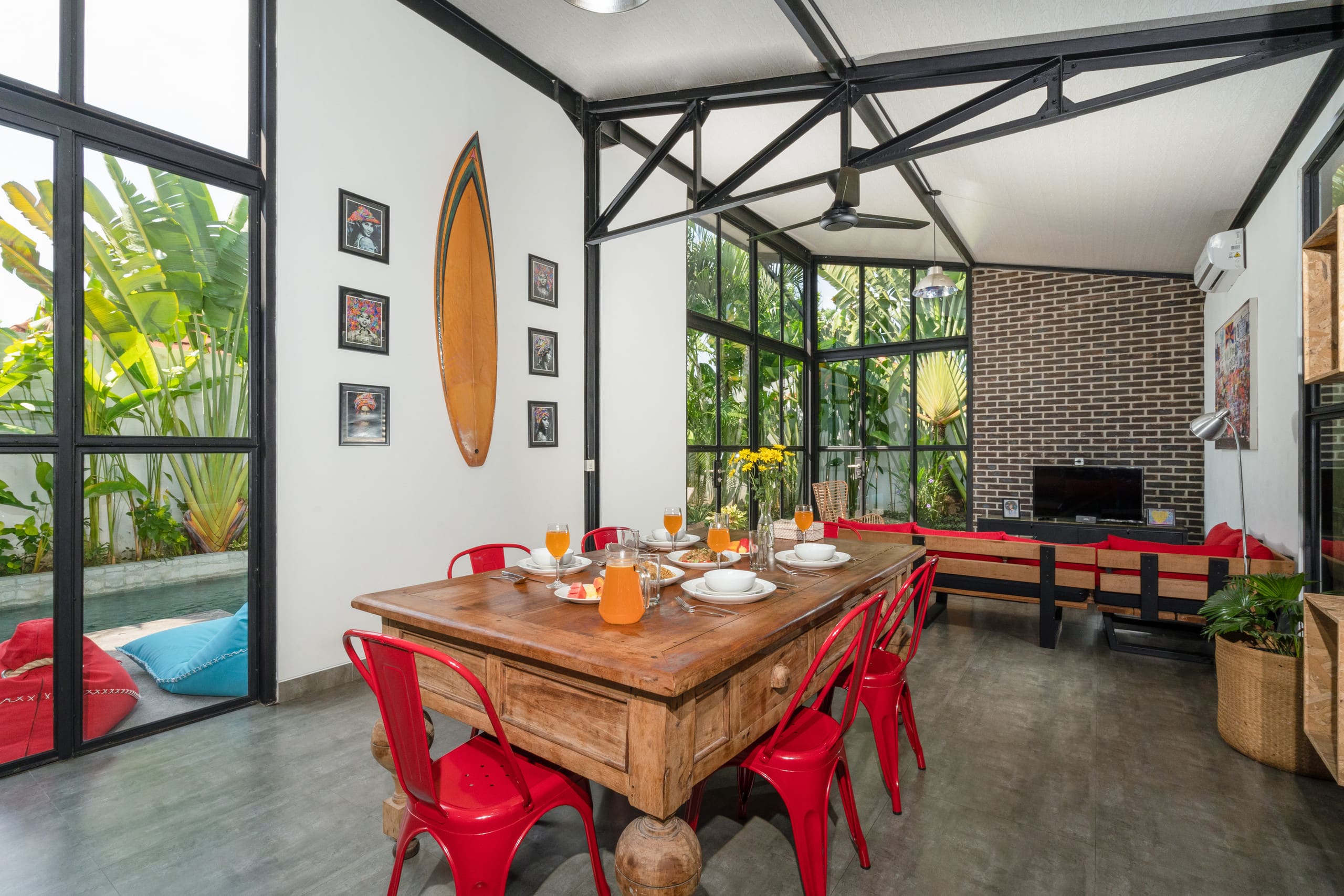 Unique industrial themed luxury villa in Umalas 26