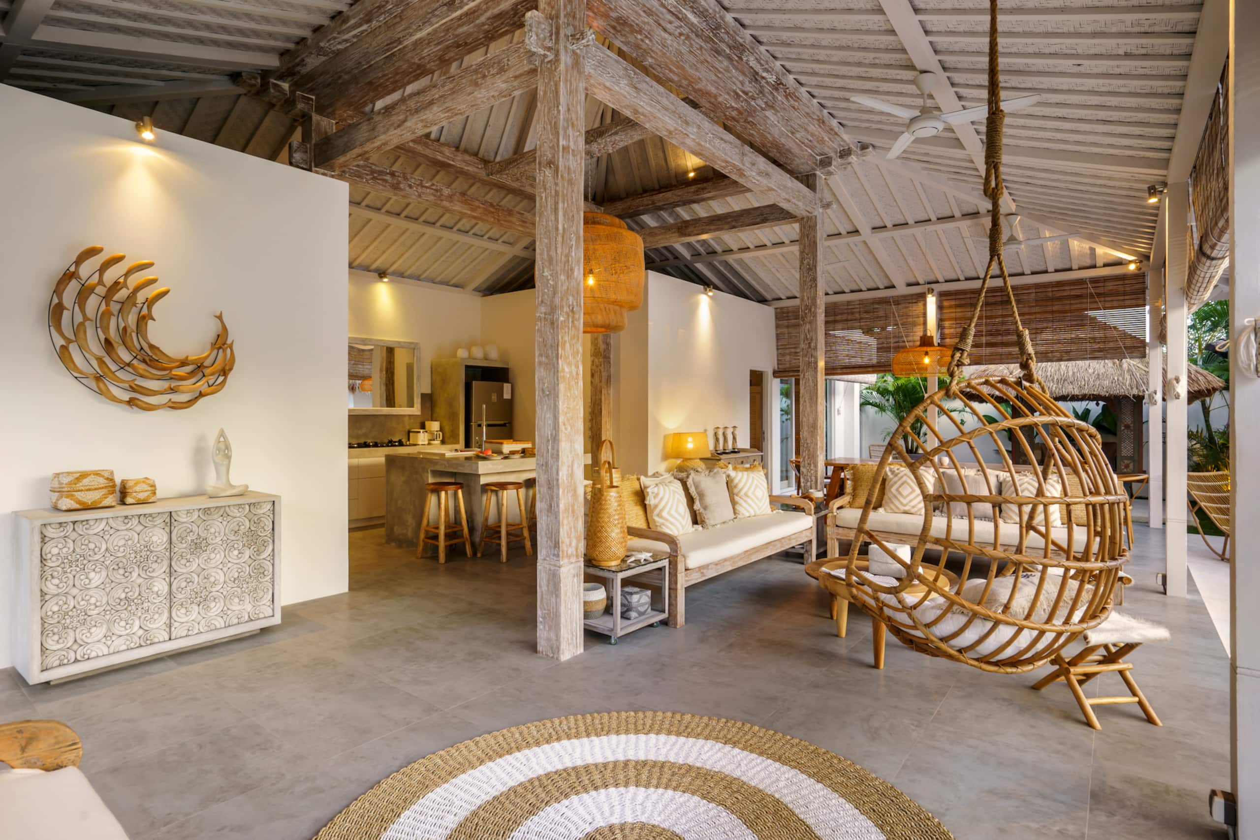 Tropical Oasis 5BD Villa in the heart of Seminyak 9