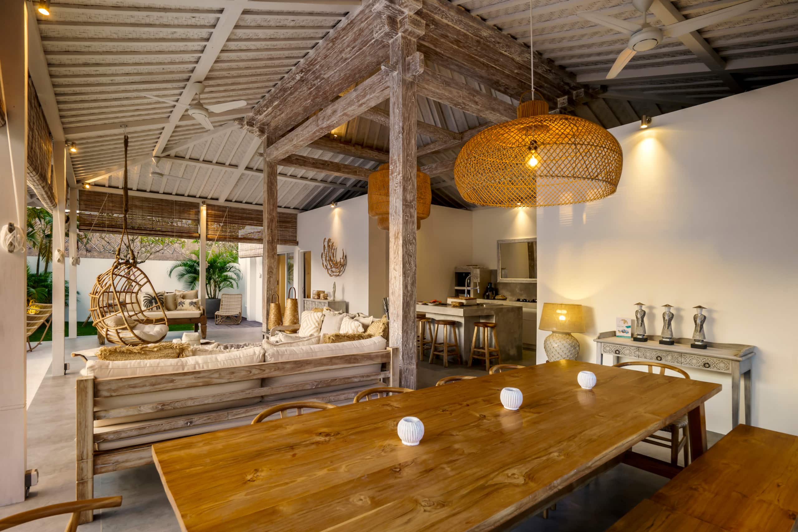 Tropical Oasis 5BD Villa in the heart of Seminyak 14