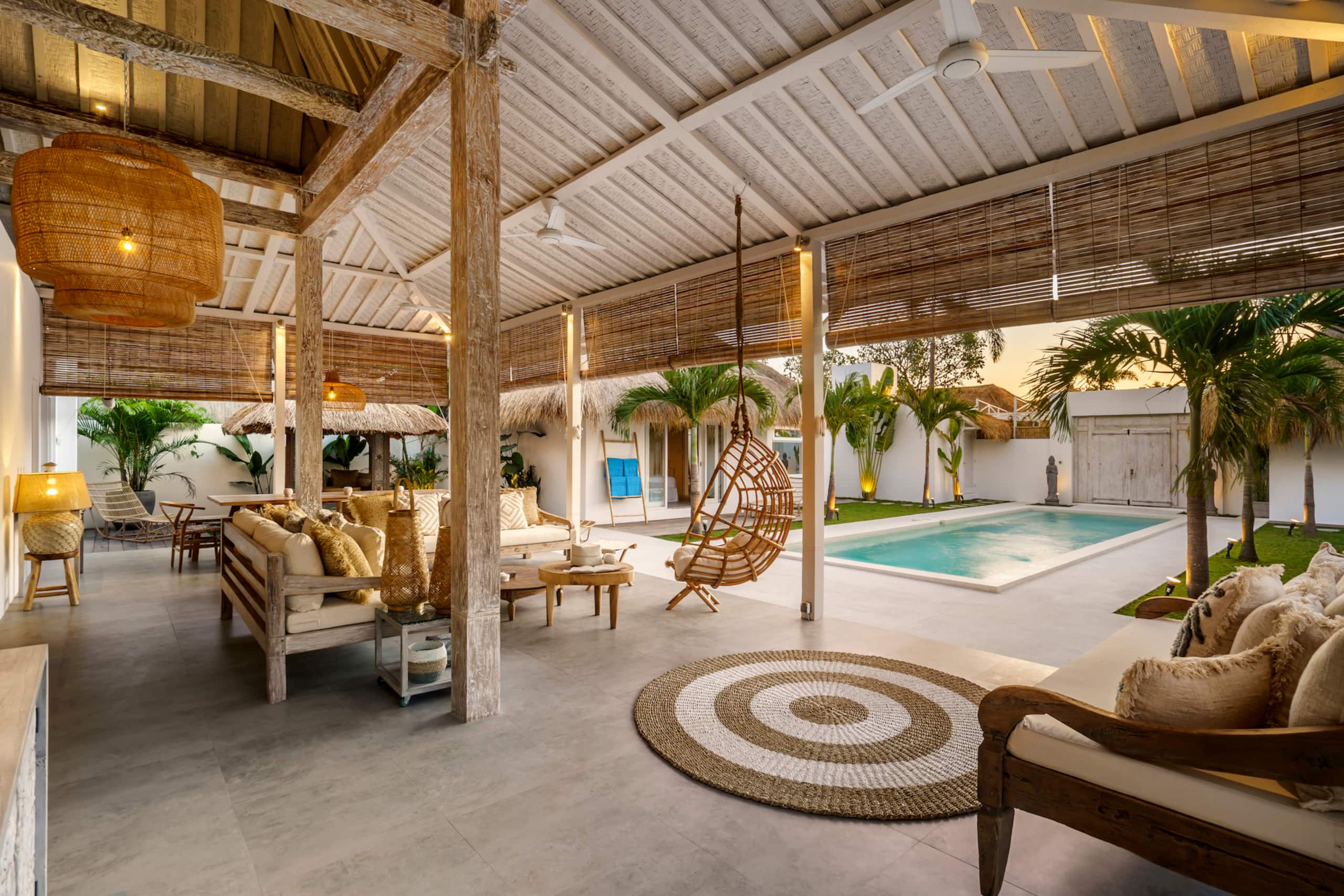 Tropical Oasis 5BD Villa in the heart of Seminyak 11