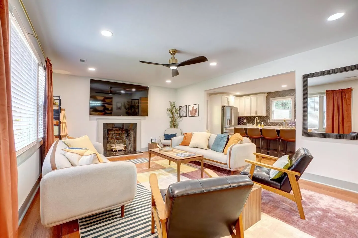 Generous 5BR North Hills Slps 17 Creator Studio 3