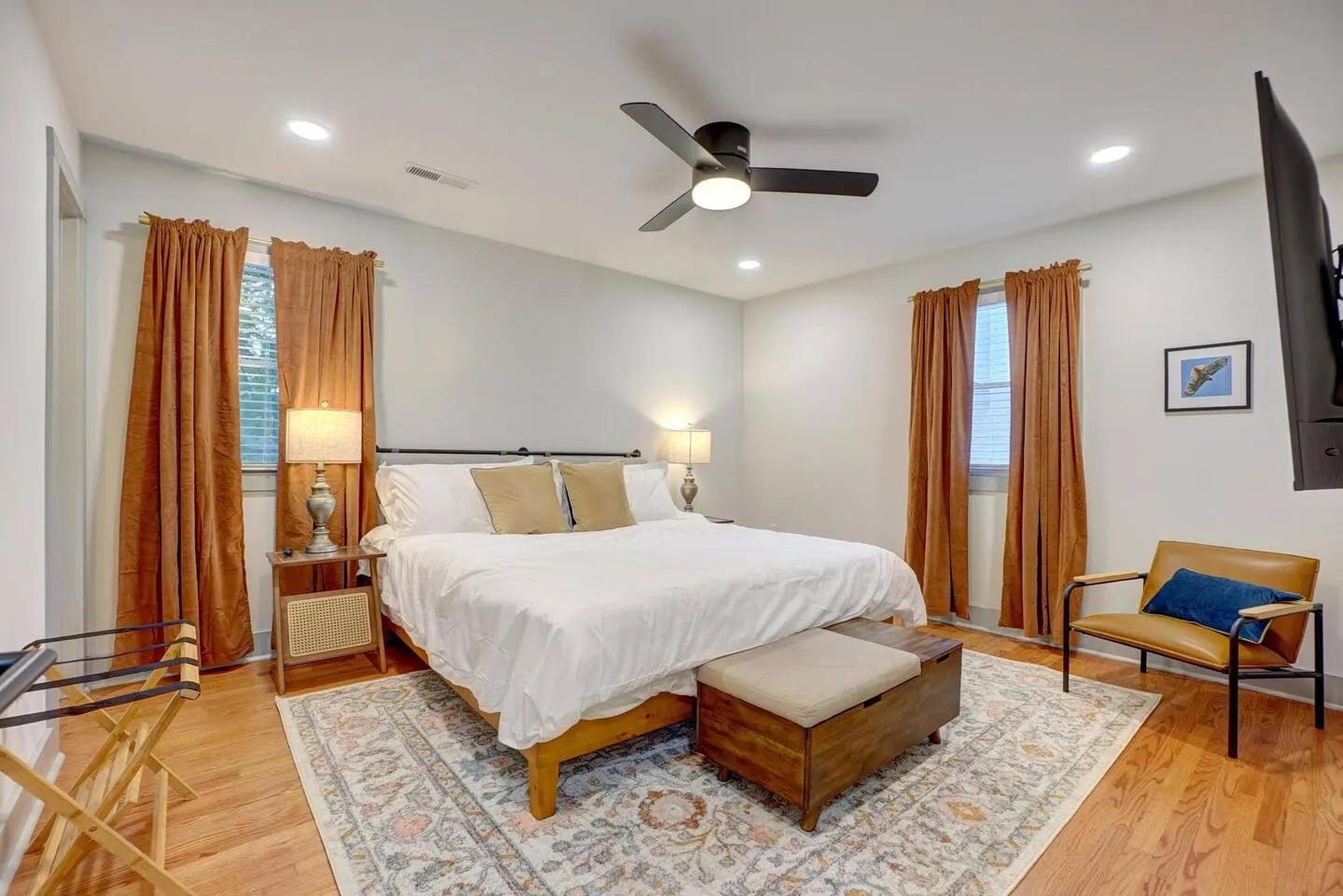Generous 5BR North Hills Slps 17 Creator Studio 8