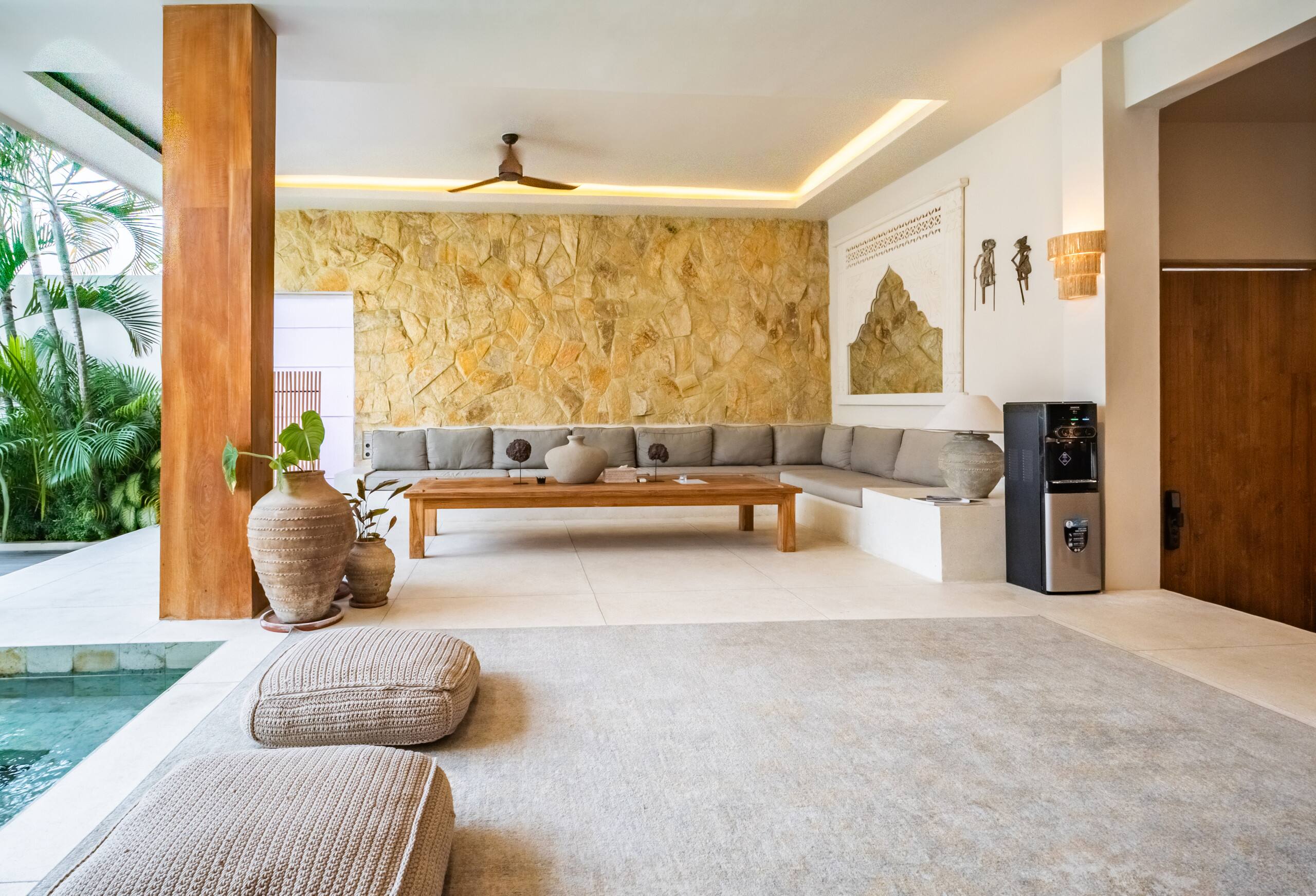 Tropical 3BR Pool Villa Near Canggu Hotspots 20