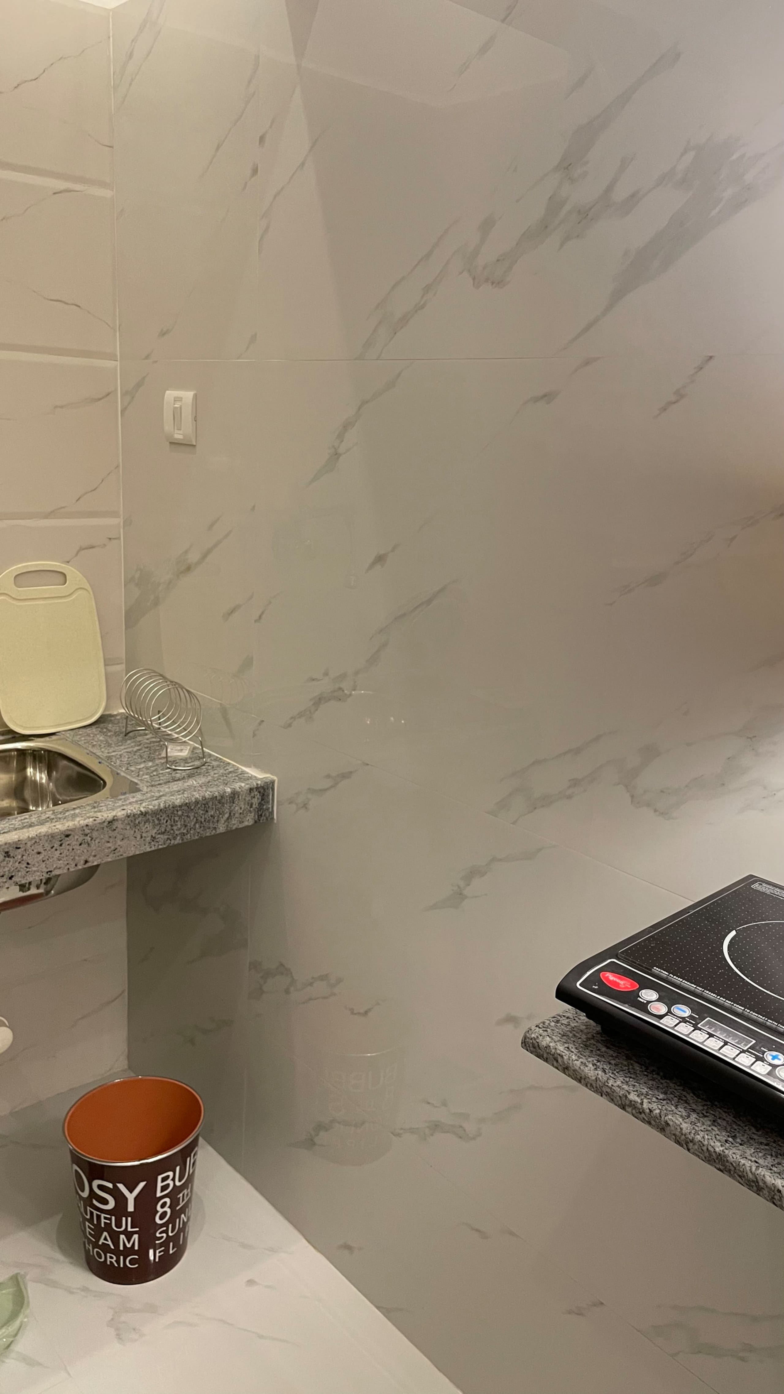 L5(Beach/kitchen/Inverter/parking/Wi-Fi)stawil apt 15