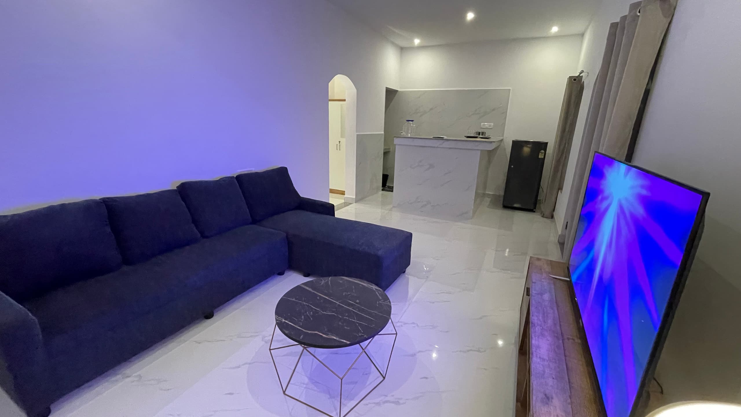 L5(Beach/kitchen/Inverter/parking/Wi-Fi)stawil apt 10