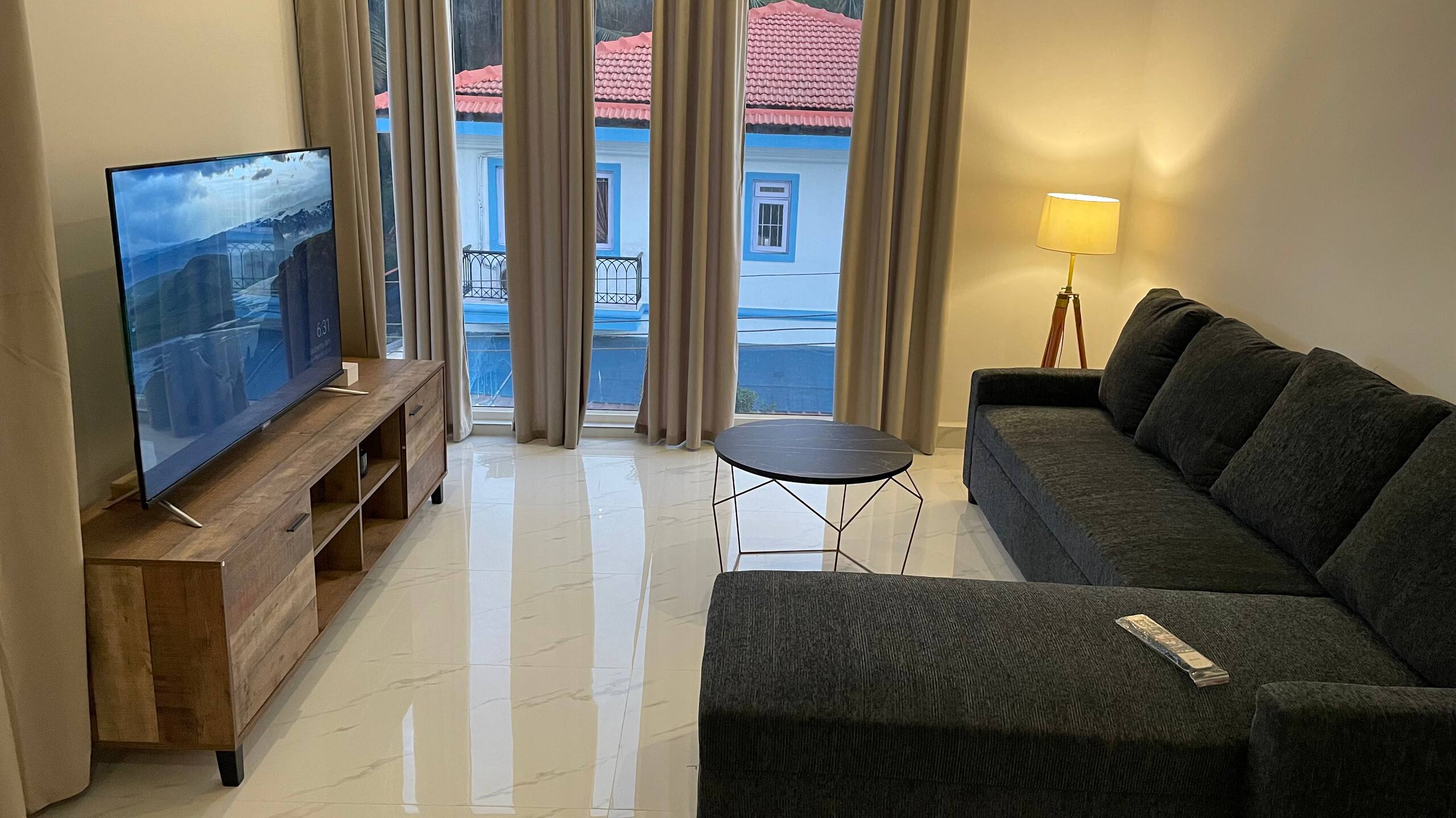 L5(Beach/kitchen/Inverter/parking/Wi-Fi)stawil apt 5
