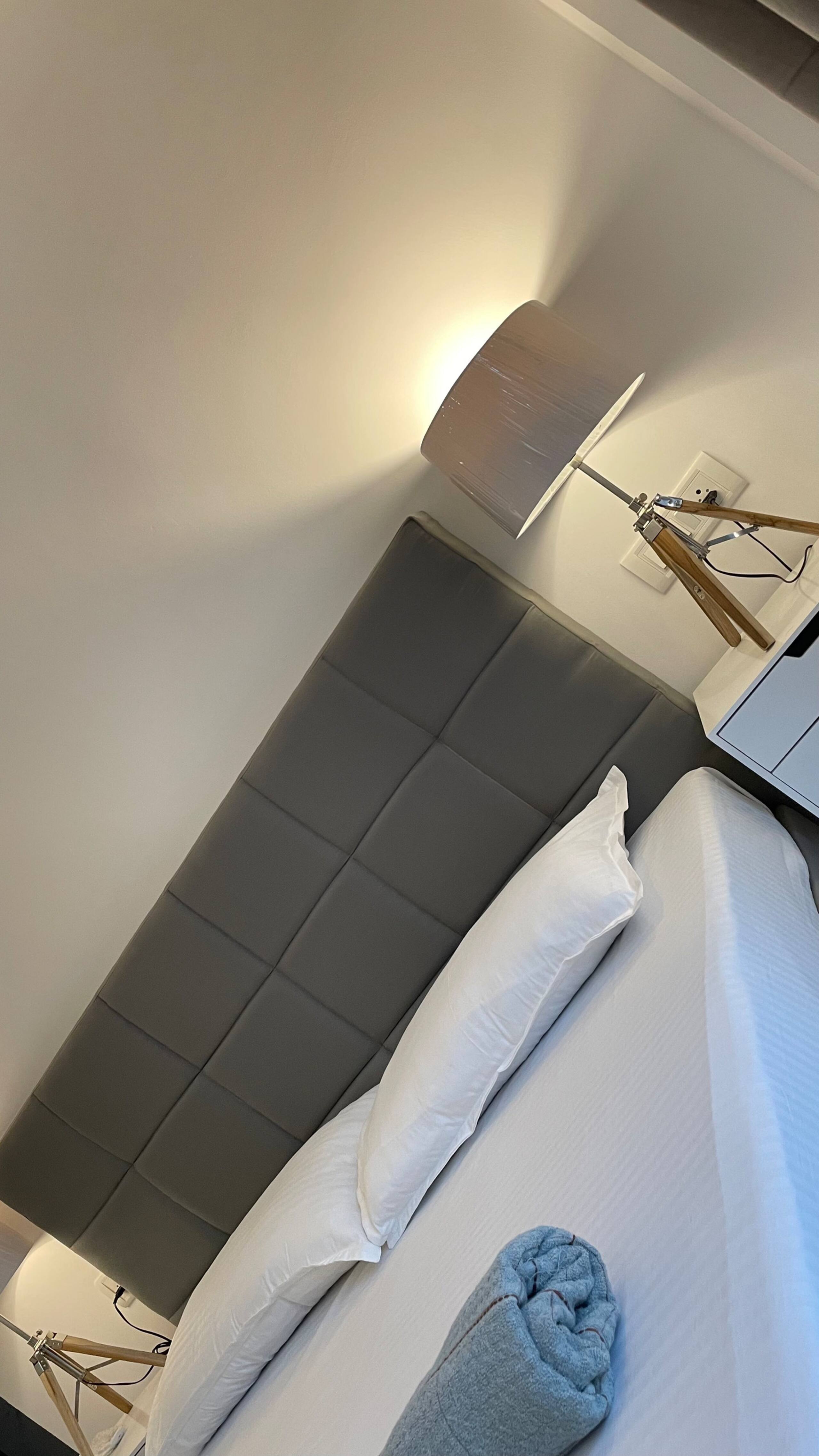 L5(Beach/kitchen/Inverter/parking/Wi-Fi)stawil apt 38