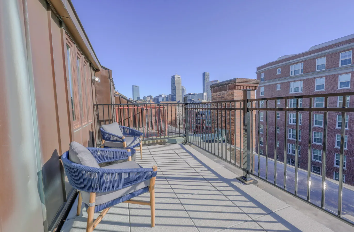 Luxurious Fenway 2BR Penthouse w/ Roof Deck 15
