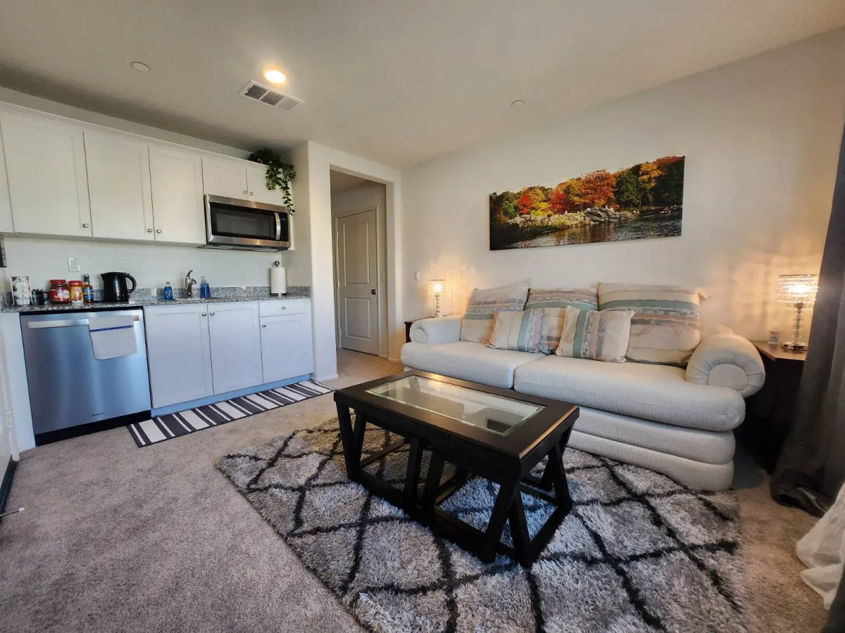 Coachella Getaway - Casita Only, Walk To Festivals — photo 5