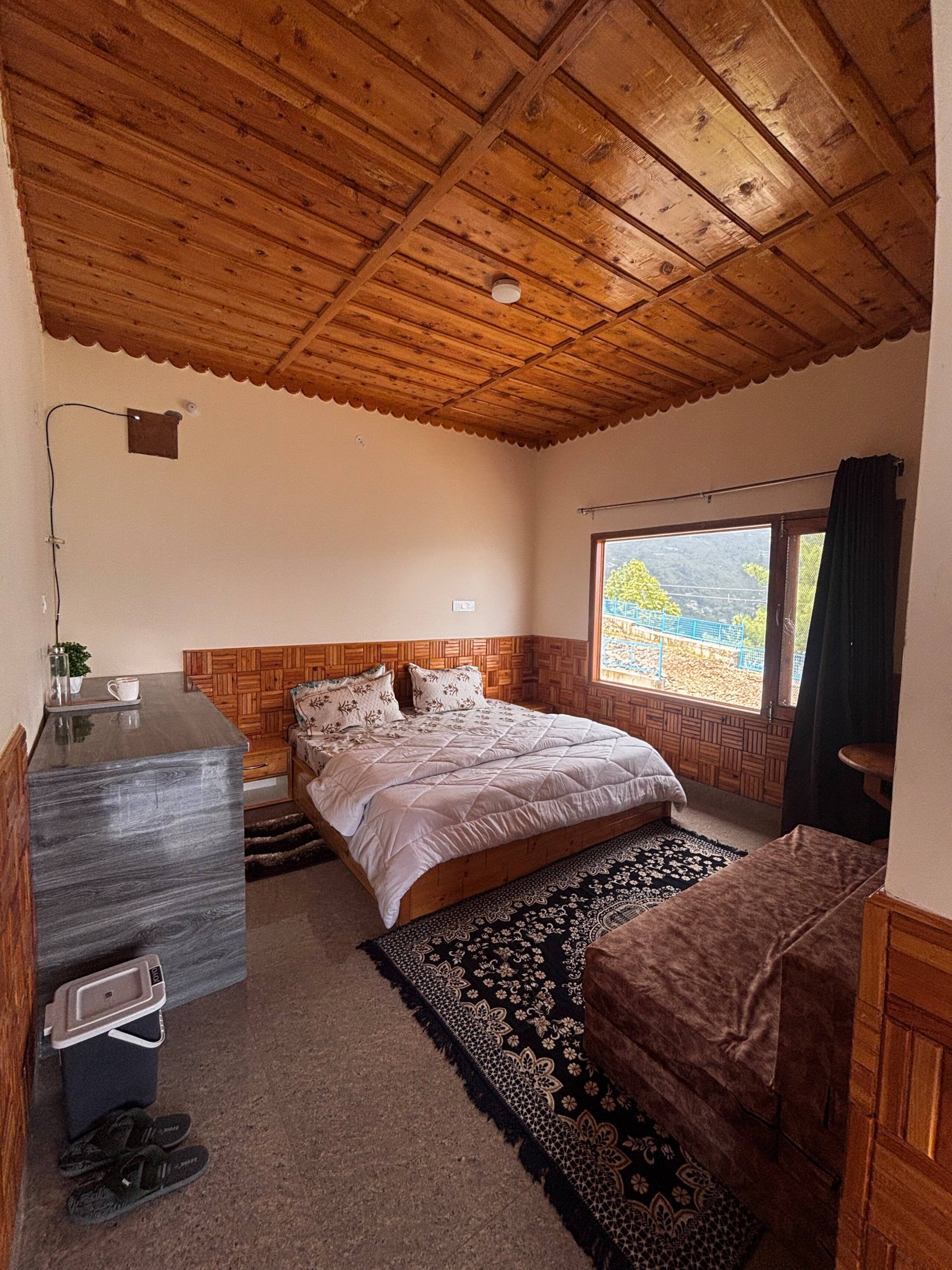 The hidden hedges - Himalayan Horizon House — photo 5