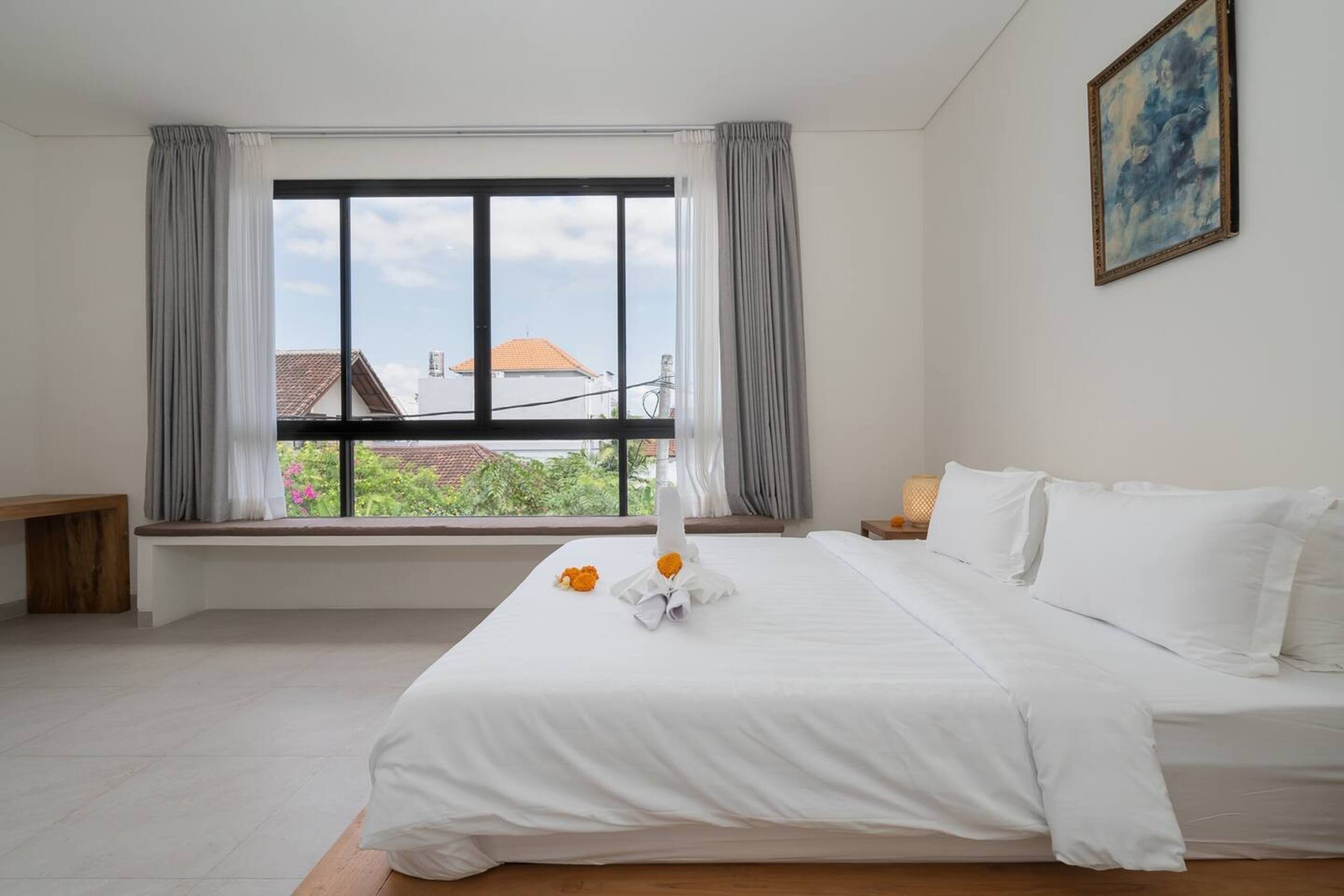 Chic Private 6 BR Villa - Prime Location in Canggu 39