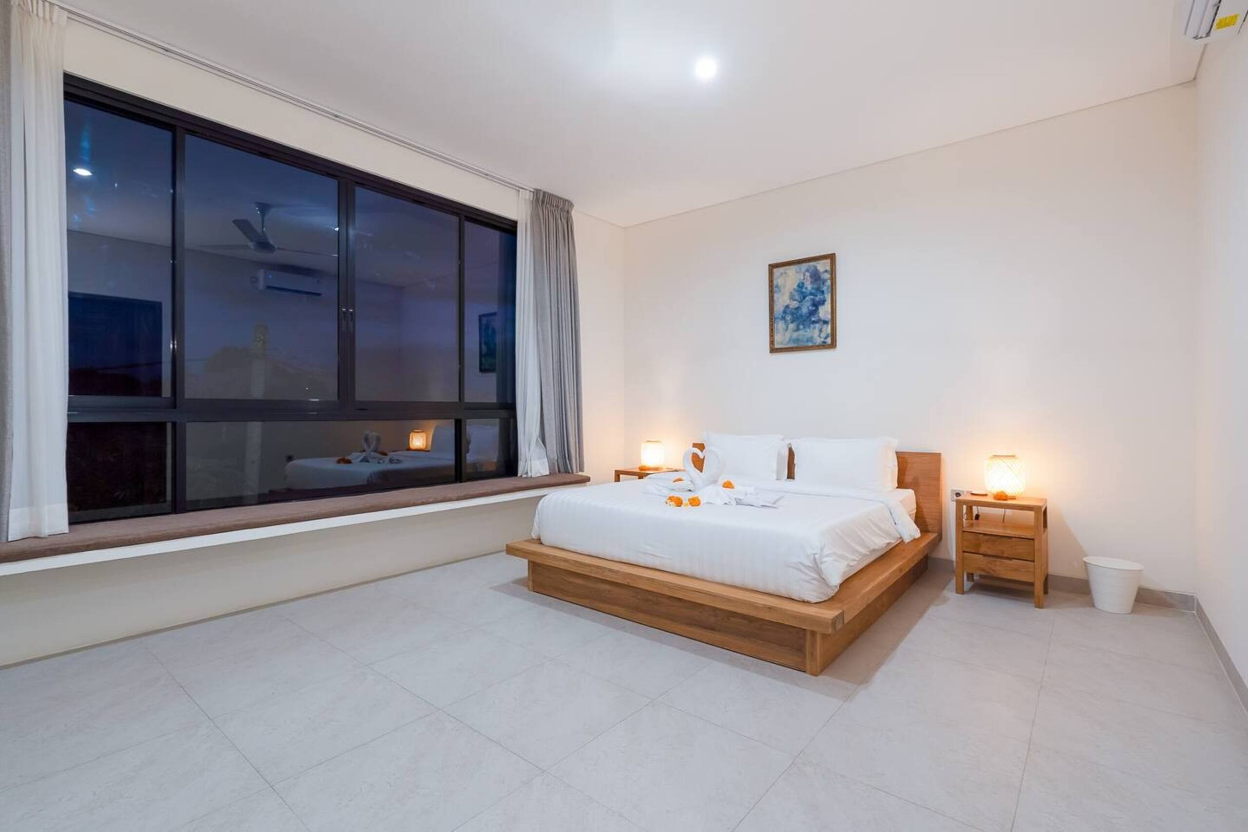 Chic Private 6 BR Villa - Prime Location in Canggu 37