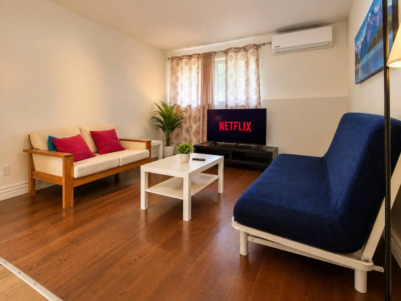 Stunning 3BR | Free Parking | Close to MTL