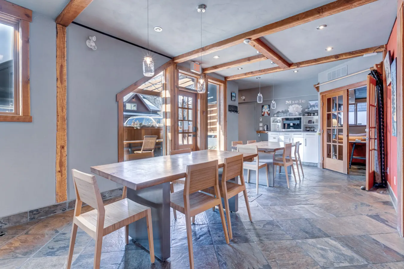 Private LodgeSleeps 21 Miele Kitchen+Firepit 6