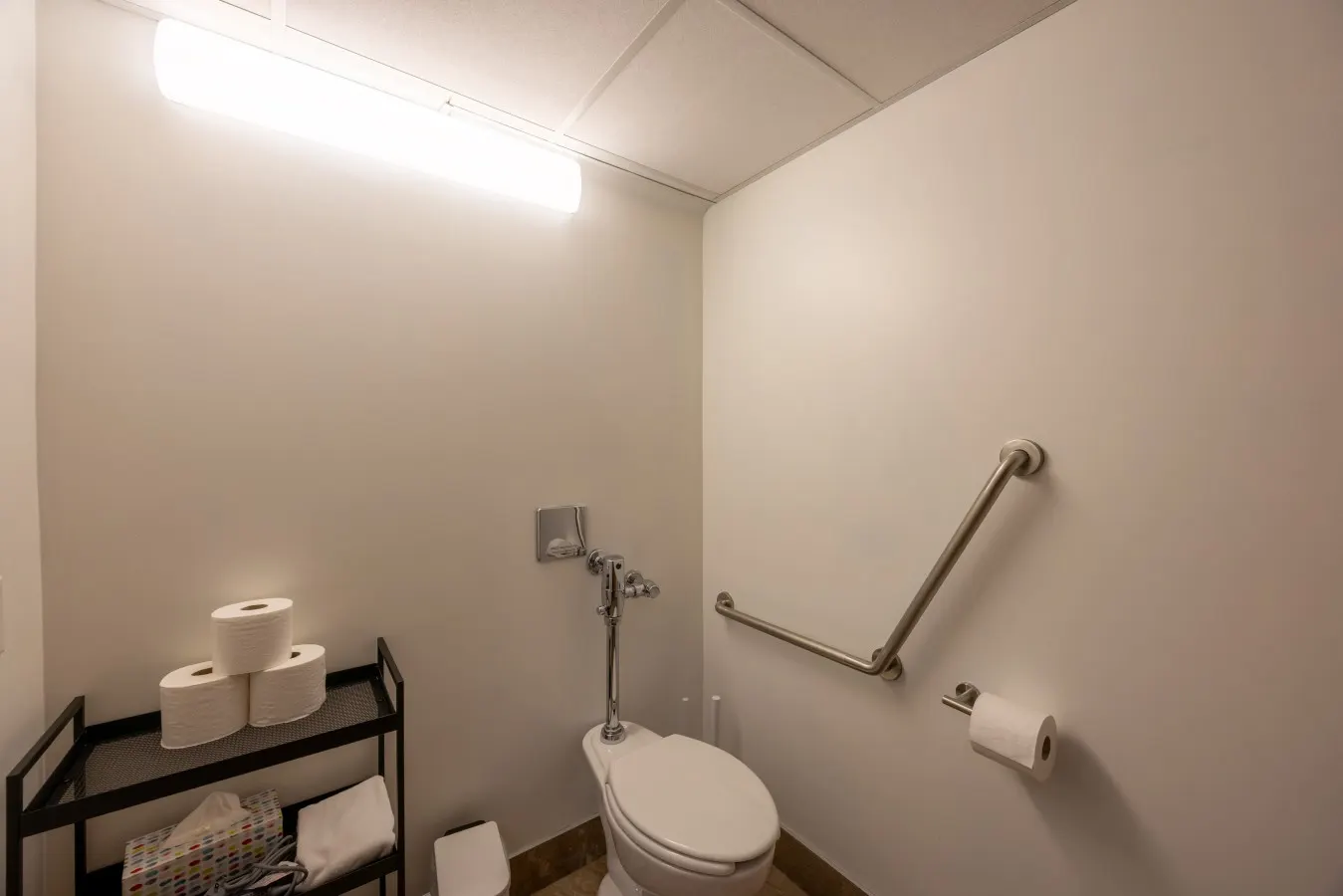 Suite 2 at The Gem | Stylish 2BR Suite — photo 4