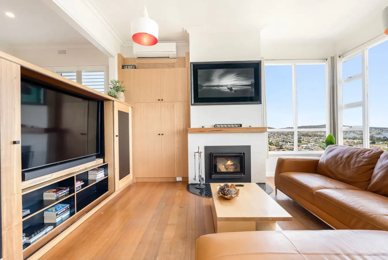 Bellerive Hill Home, River Views, 5 min to Beach 20