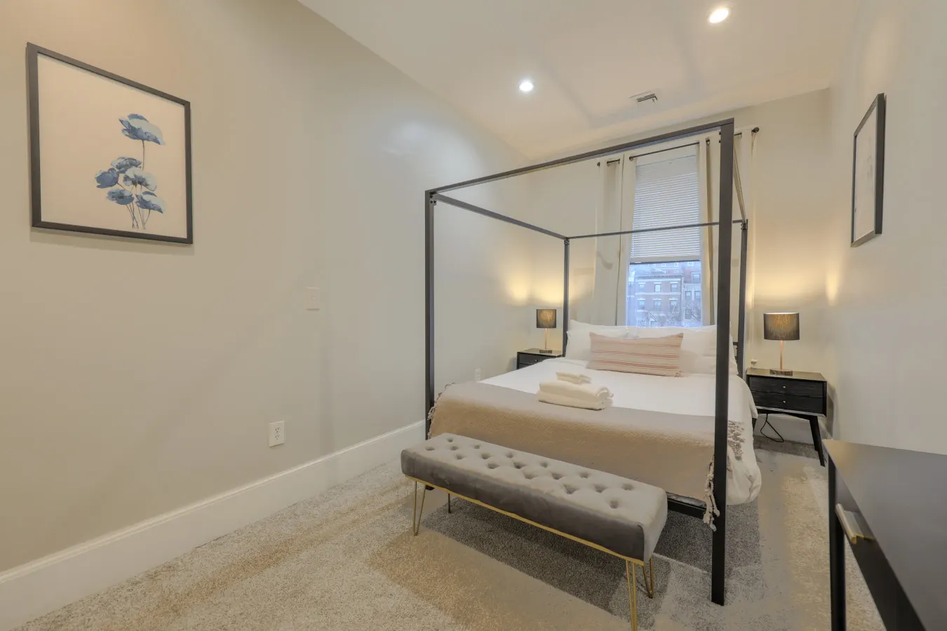 Luxury Back Bay Apt, steps from Fenway & Universities 13