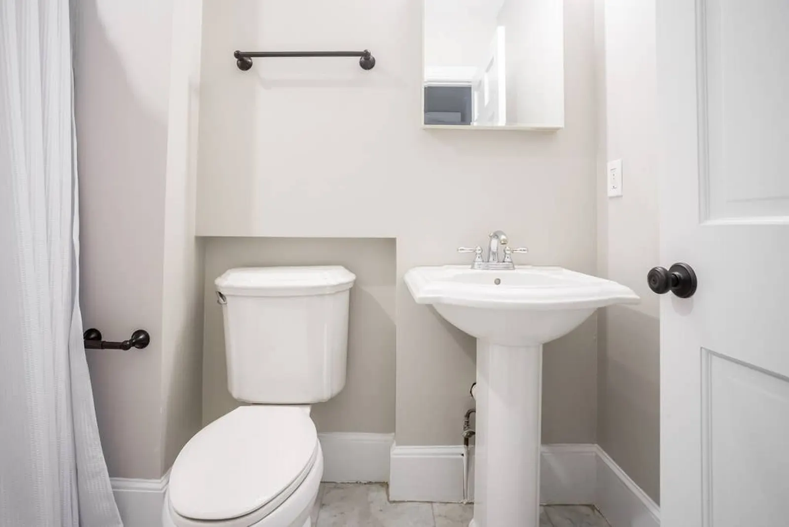 Luxury Back Bay Apt, steps from Fenway & Universities 15