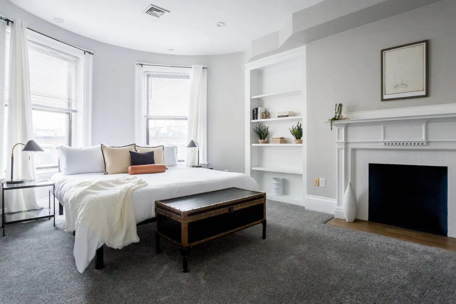 Luxury Back Bay Apt, steps from Fenway & Universities 7